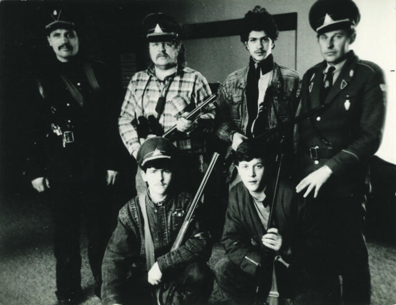  Lietuvos šaulių sąjungos nariai Aukščiausioje Taryboje Sausio įvykių metu. 1991 m.