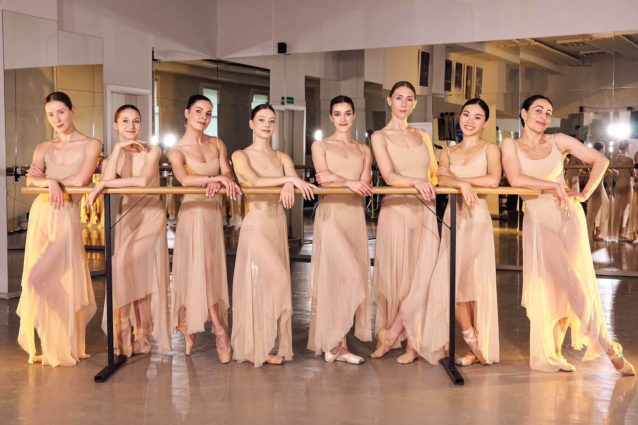 Magija: užburiančią baleto pasaką „Kita Pelenės istorija“ šokiu atvers Kauno valstybinio muzikinio  teatro baleto artistai.