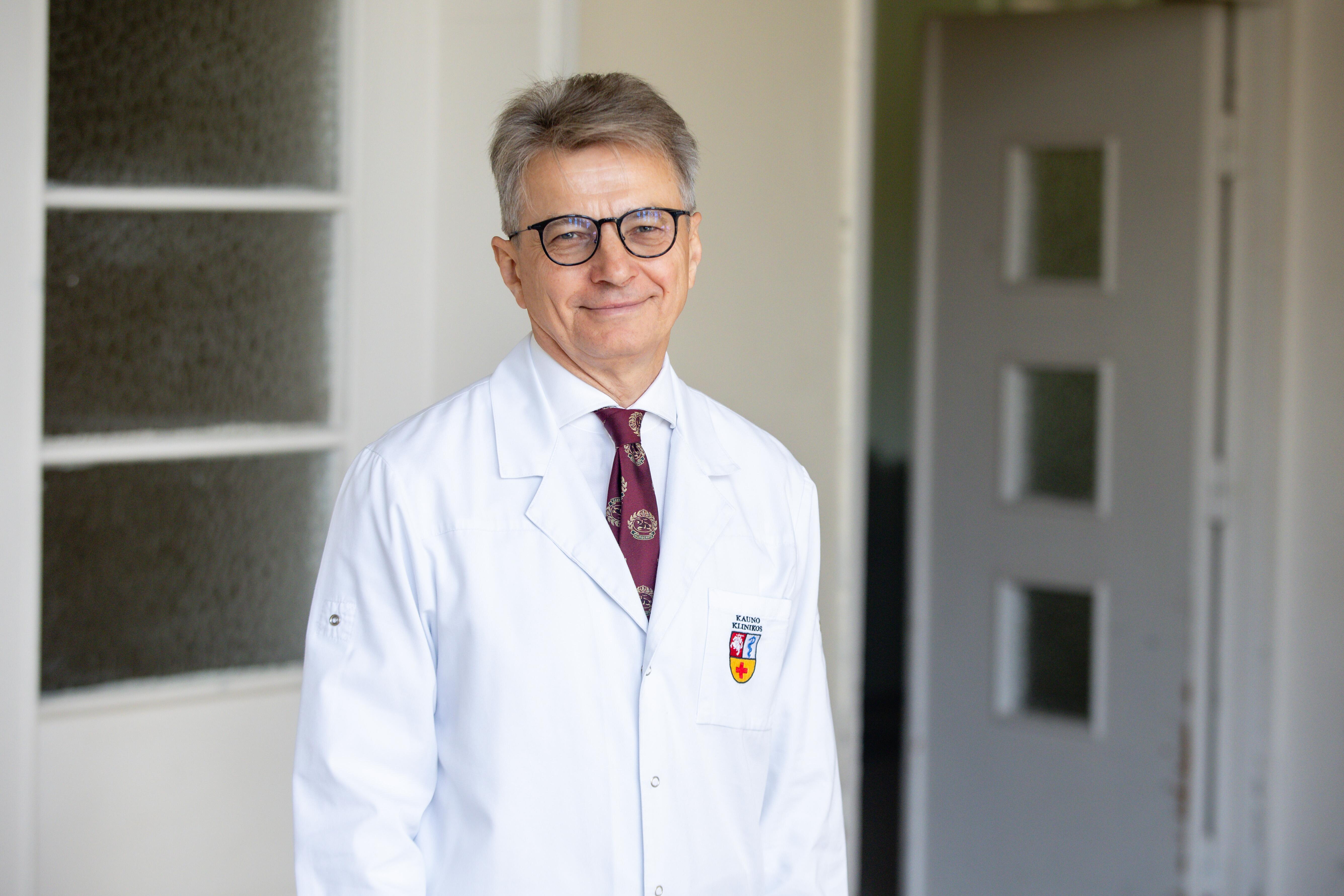 prof. Algimantas Tumelis.