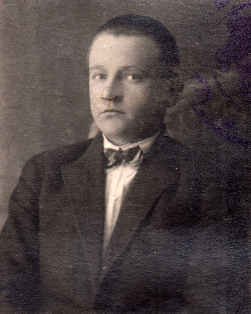 Chmieliauskas Jonas, g. 1904 12 24. Paso kort. nuotr. 1926 04 16. KRVA, f. 66, ap. 1, b. 46504.