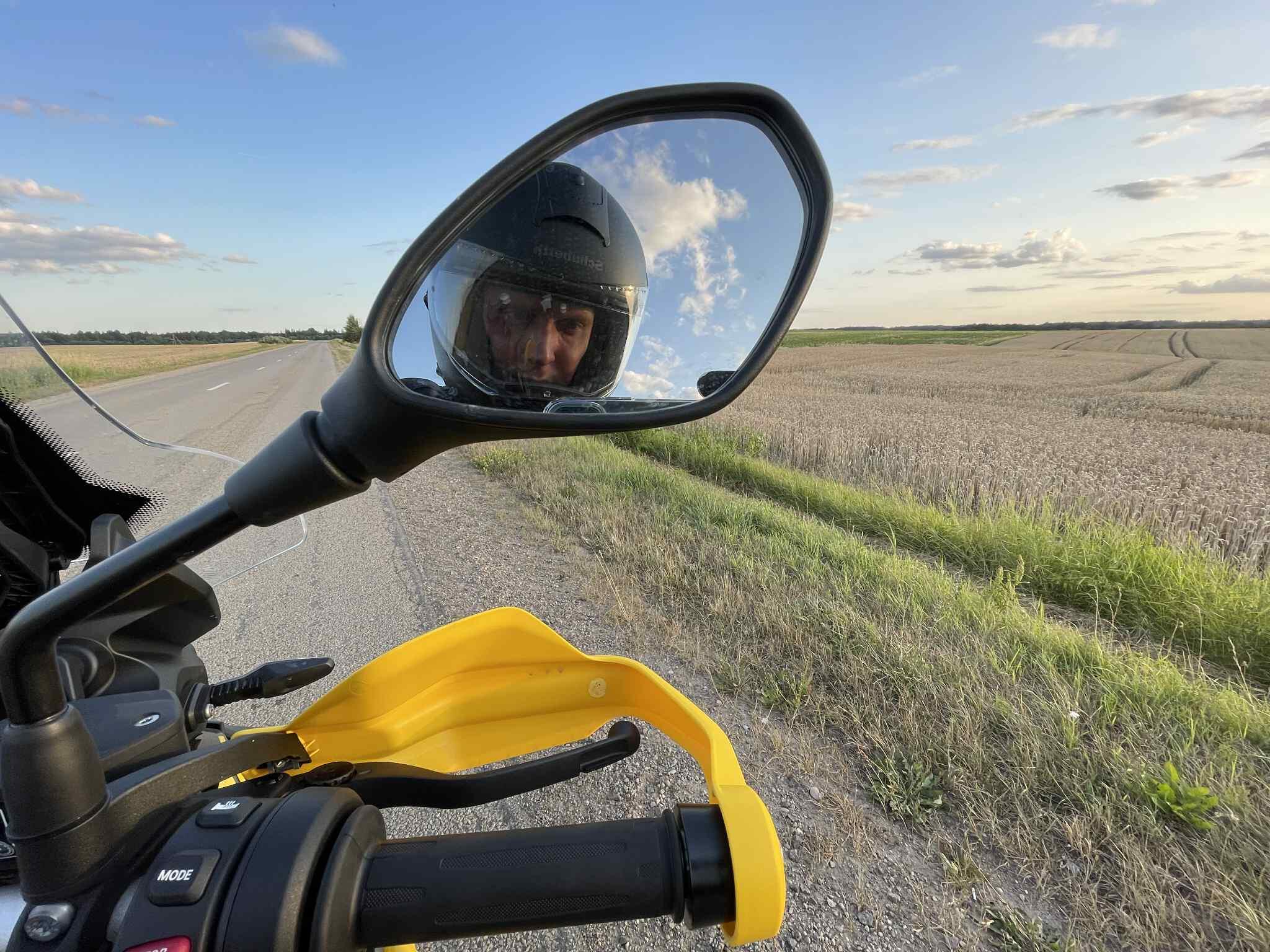 Komfortas: tinkamai parengtas motociklas „ryte ryja“ kilometrus ir nevargina vairuotojo.