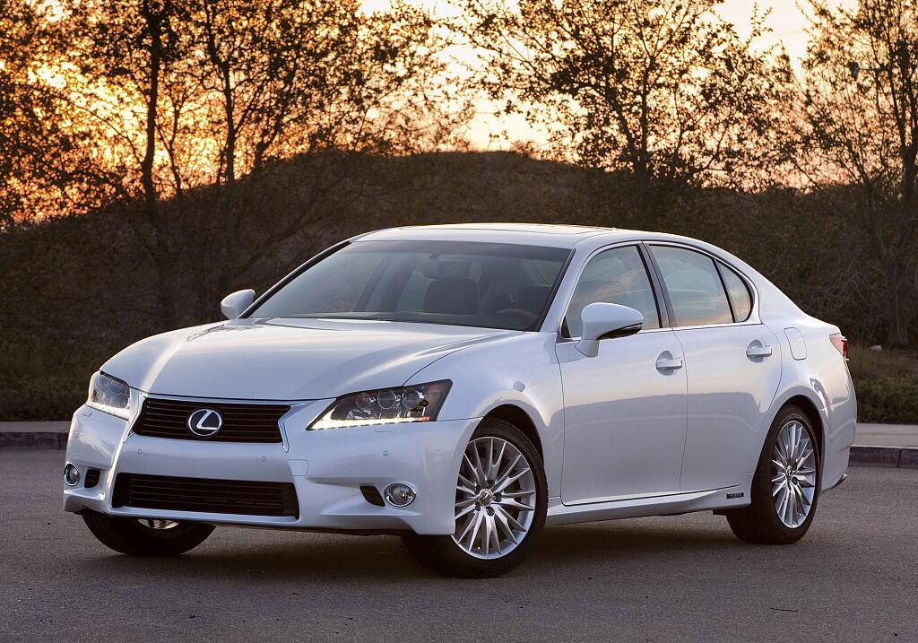 Paklausa: „Lexus GS“ vertę rinkoje išlaiko gerokai ilgiau nei konkurentai.
