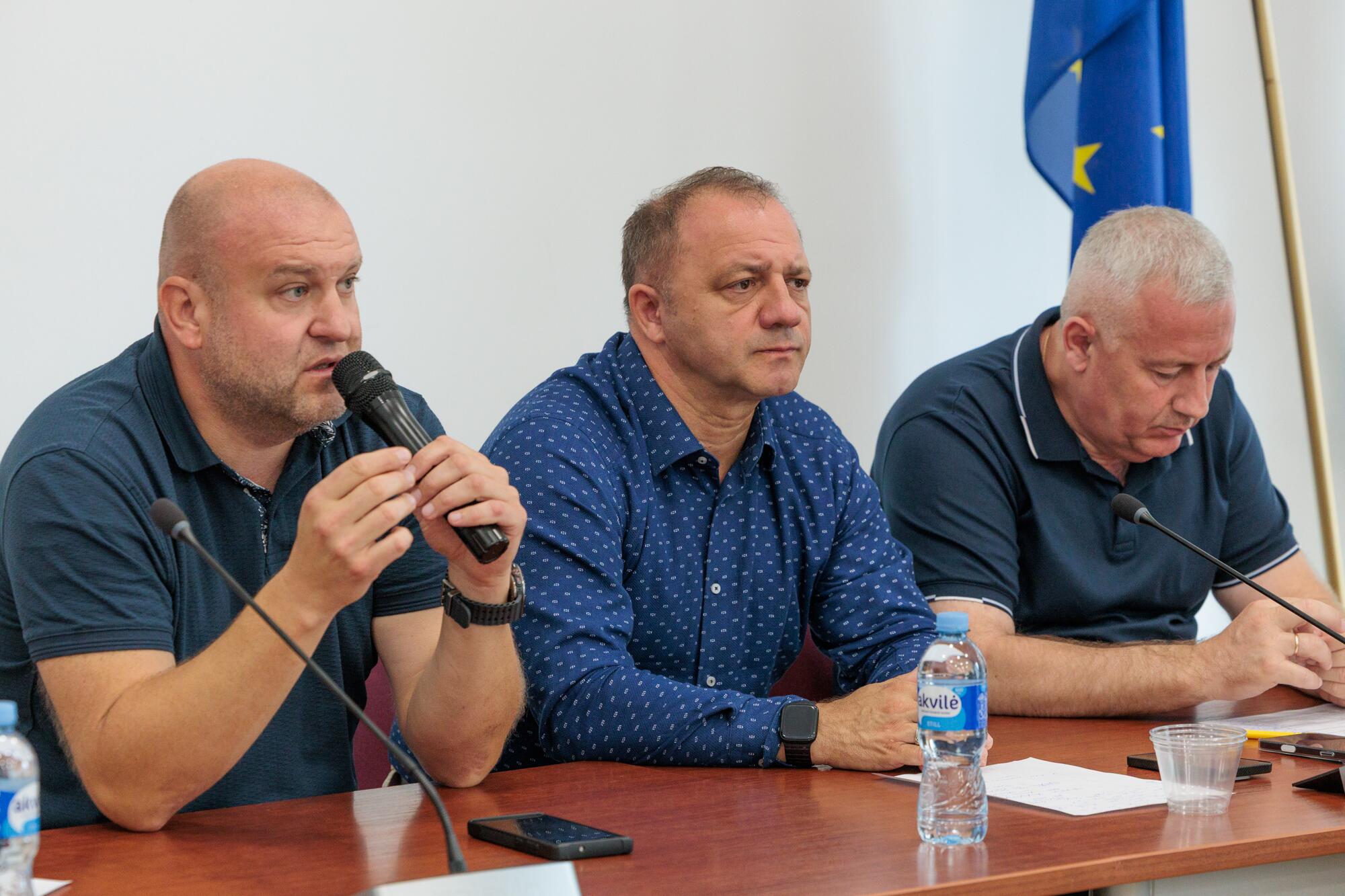Patirtis: įvairių ukrainiečių institucijų atstovai pripažino – jie nebuvo pasirengę rusų puolimui, todėl ragino Lietuvą nedaryti jų klaidos ir apsispręsti bei organizuotis jau šiandien.