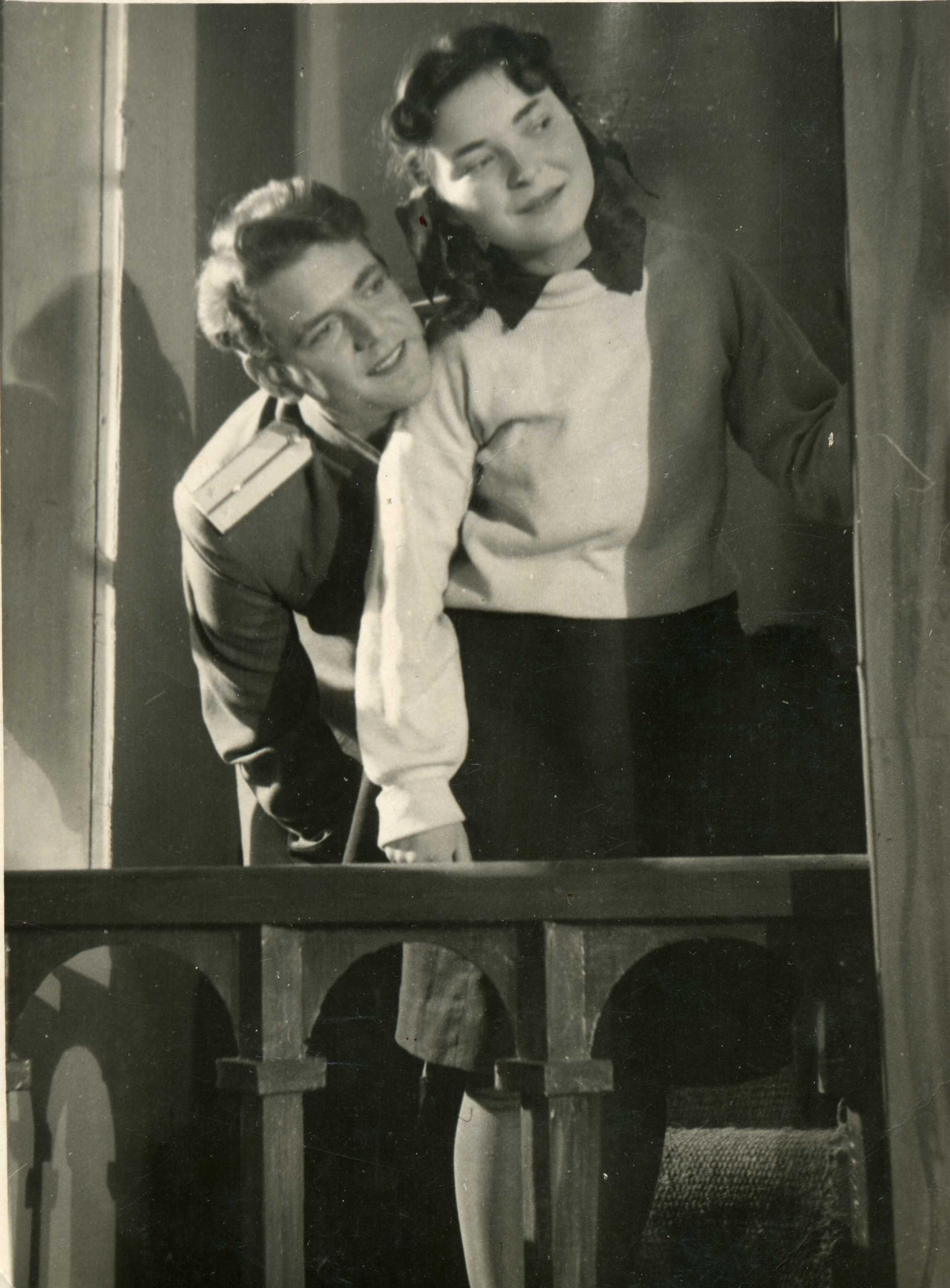 Pradžia: tai vienas pirmųjų V. Kanclerio vaidmenų teatro scenoje, kur jis vaidino spektaklyje „Atmintini susitikimai“ (1946 m.).