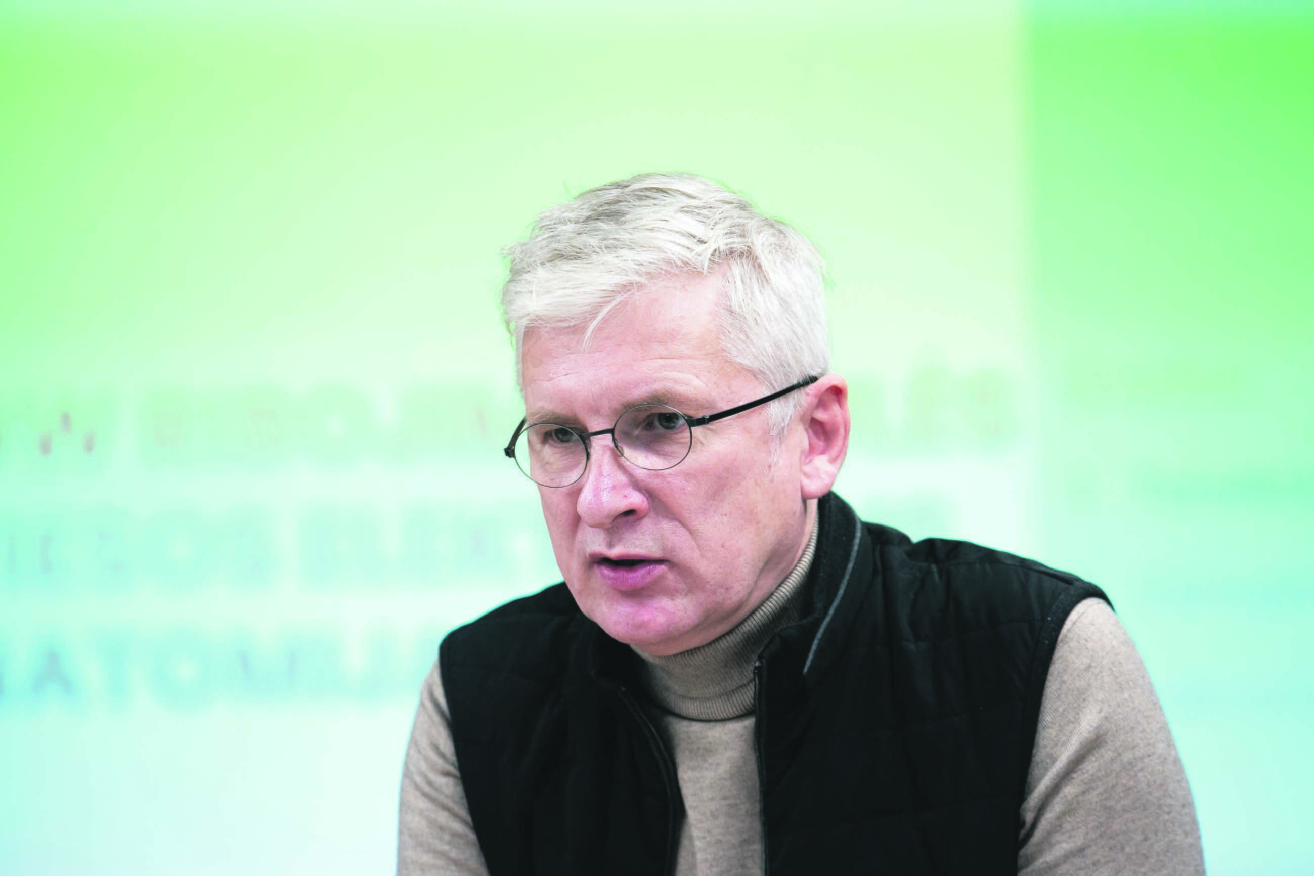 Vertinimas: M. Nagevičius mano, kad saulės elektrinių technologijų kovą su kinais, jų masto ekonomiką europiečiai veikiausiai jau pralaimėjo.