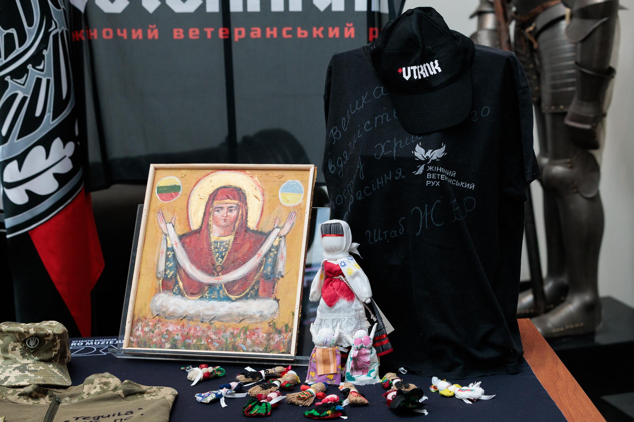 Ekspozicija: VDKM galima pamatyti už laisvę kovojančių ukrainiečių daiktų.