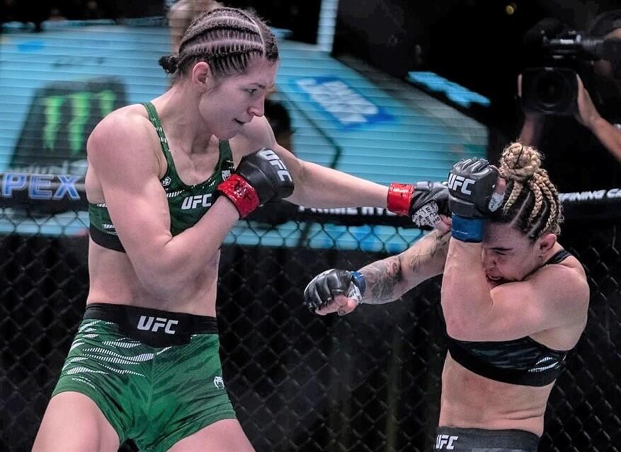 Pripažinimas: sutartį su UFC organizacija šiemet išsikovojo ir kaunietė E. Kareckaitė.