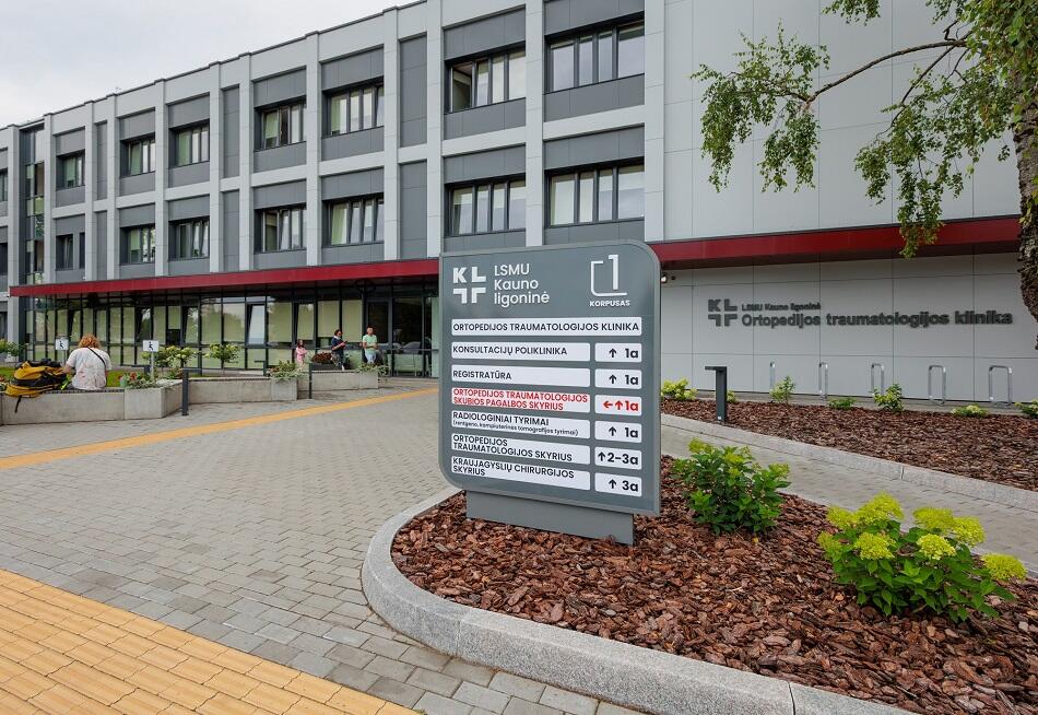 Naujai pastatytas Ortopedijos traumatologijos klinikos priestatas – vienas moderniausių regione.