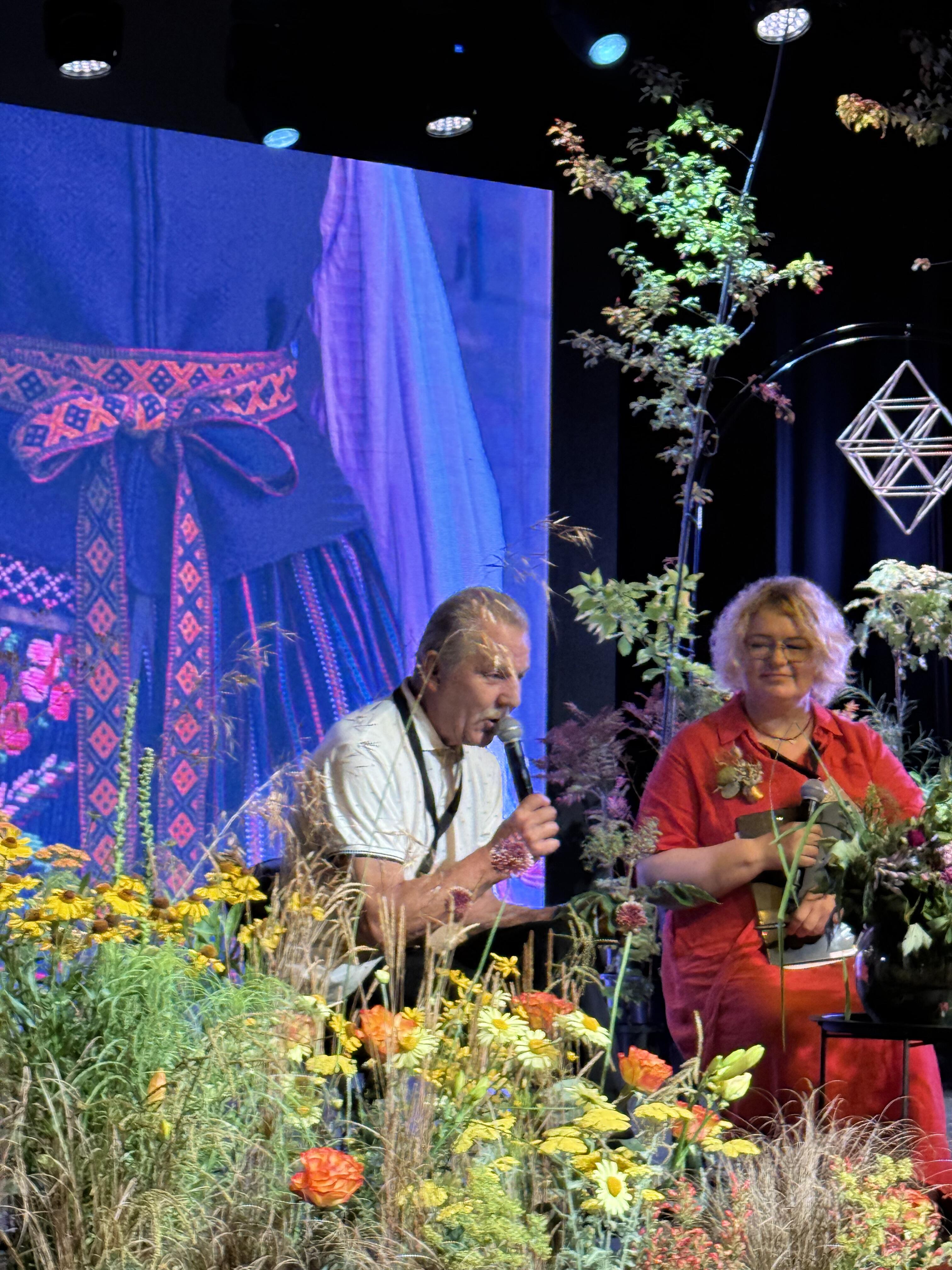 Turtai: H. Lotužis mielai dalijasi ir savo žiniomis apie įvairius augalus bei gydomąsias jų galias, šią išmintį jis perėmė iš savo mamos – močiutės.