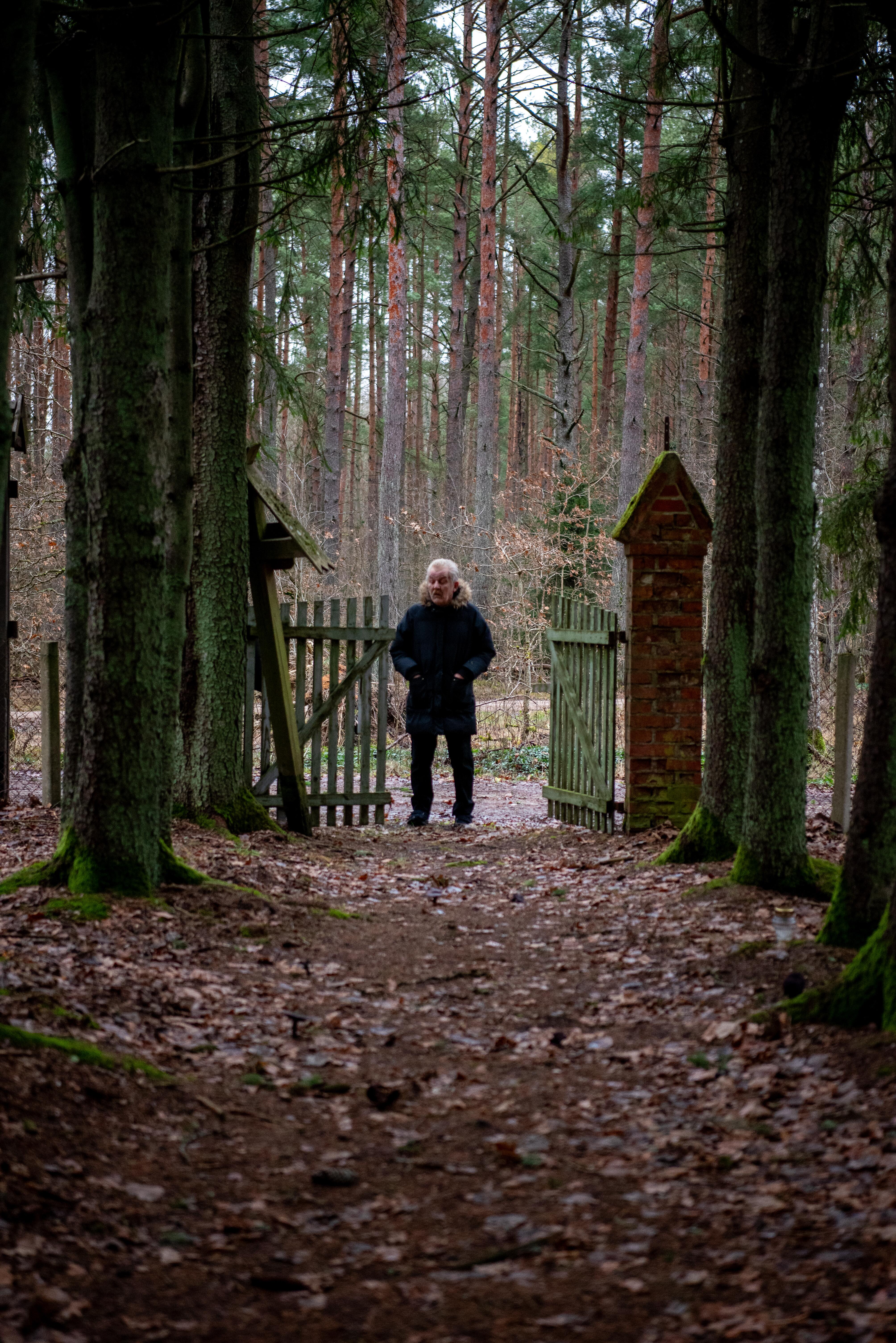 Atmintis: lietuvininkas nenuilsdamas rūpinasi ne tik gimtojo Kisinių, bet ir aplinkinių kaimų senosiomis kapinaitėmis.