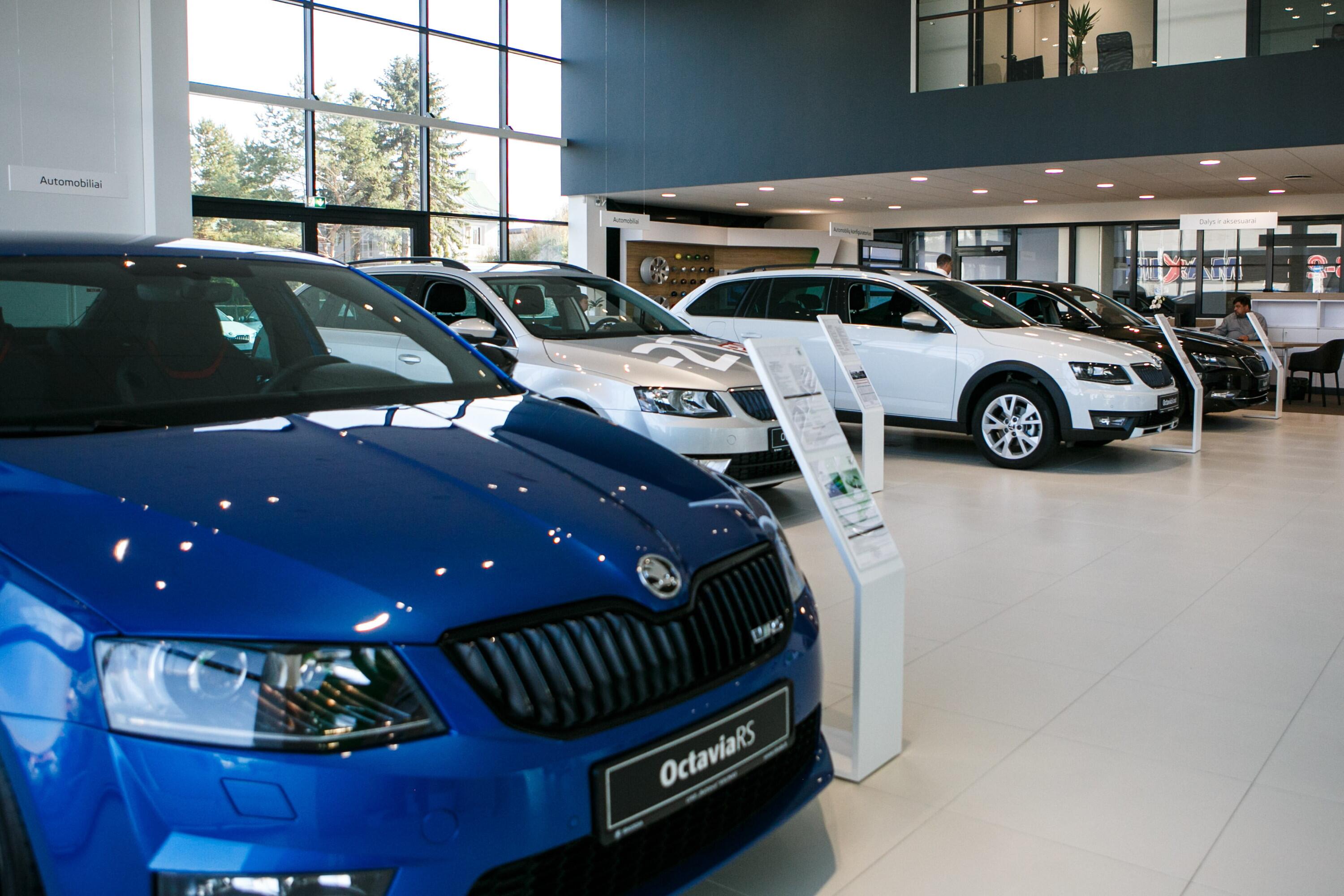 Kompromisas: apynaujė „Škoda Octavia“, priklausomai nuo komplektacijos, gali būti racionalus pasirinkimas.