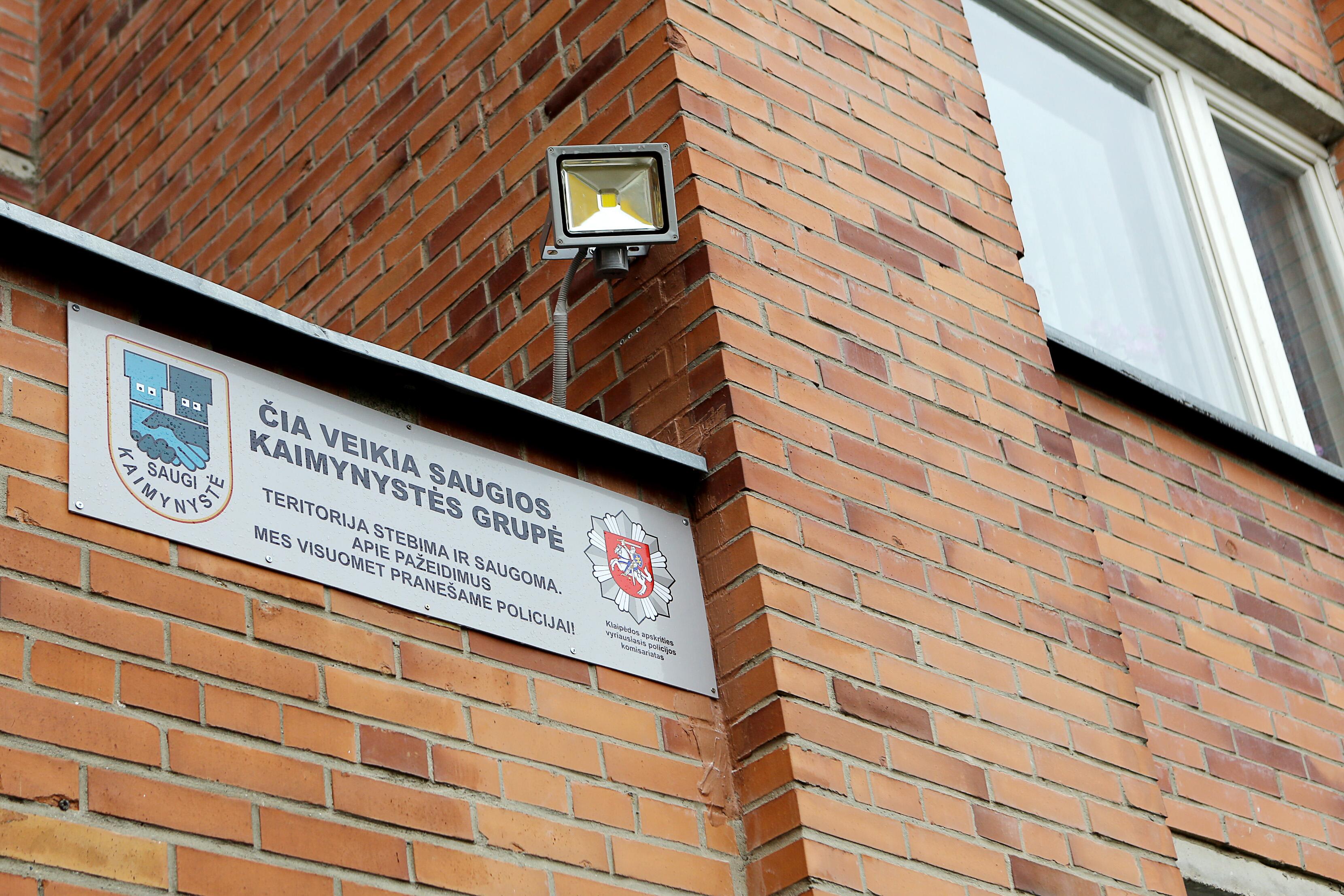 Apsauga: pareigūnai teigia, kad gera vagių atgrasymo priemonė yra viešas pranešimas apie čia veikiančią saugios kaimynystės grupę.