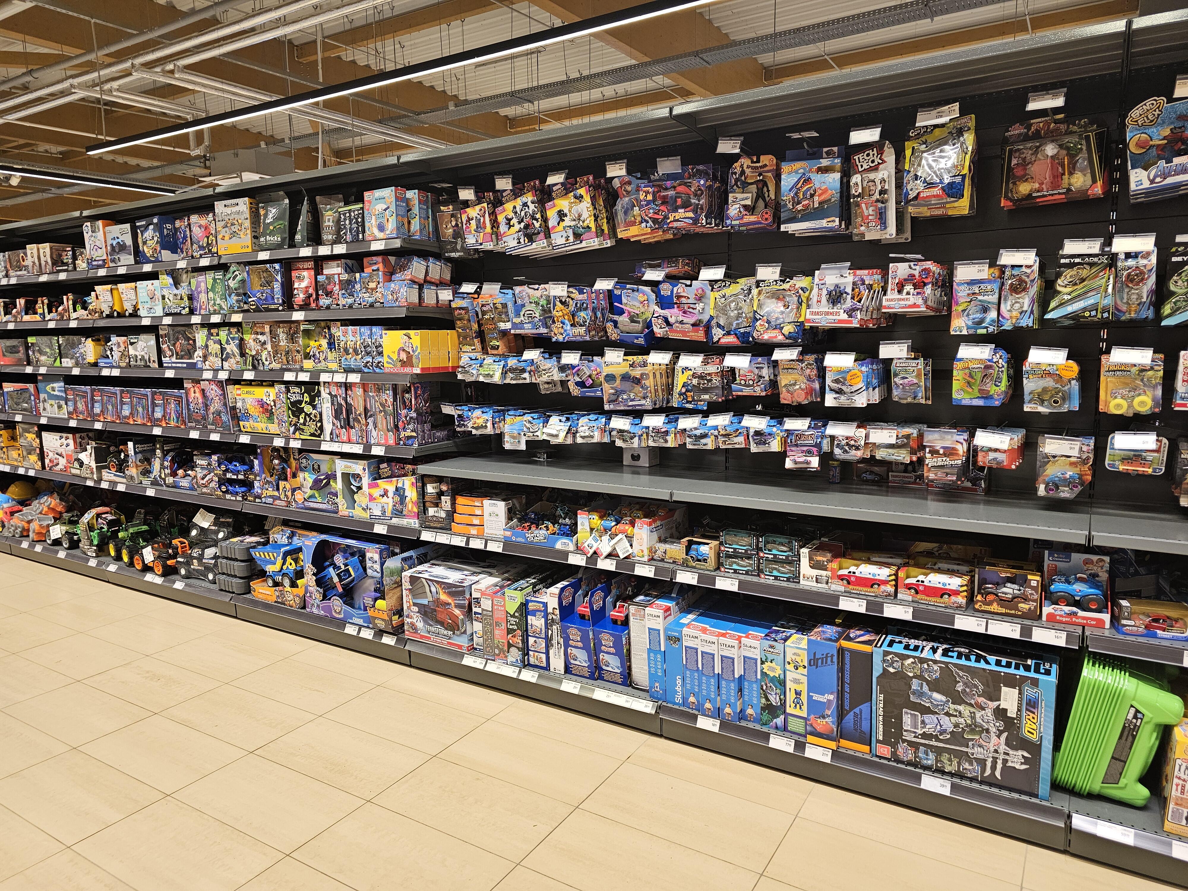 Pasirinkimas: ypač matomas žaidimų, skirtų įvairaus amžiaus grupių vaikams, paklausos augimas. Tėvai tokiais žaidimais ne tik nori atitraukti vaikus nuo ekranų, bet ir prasmingai su jais pabendrauti.