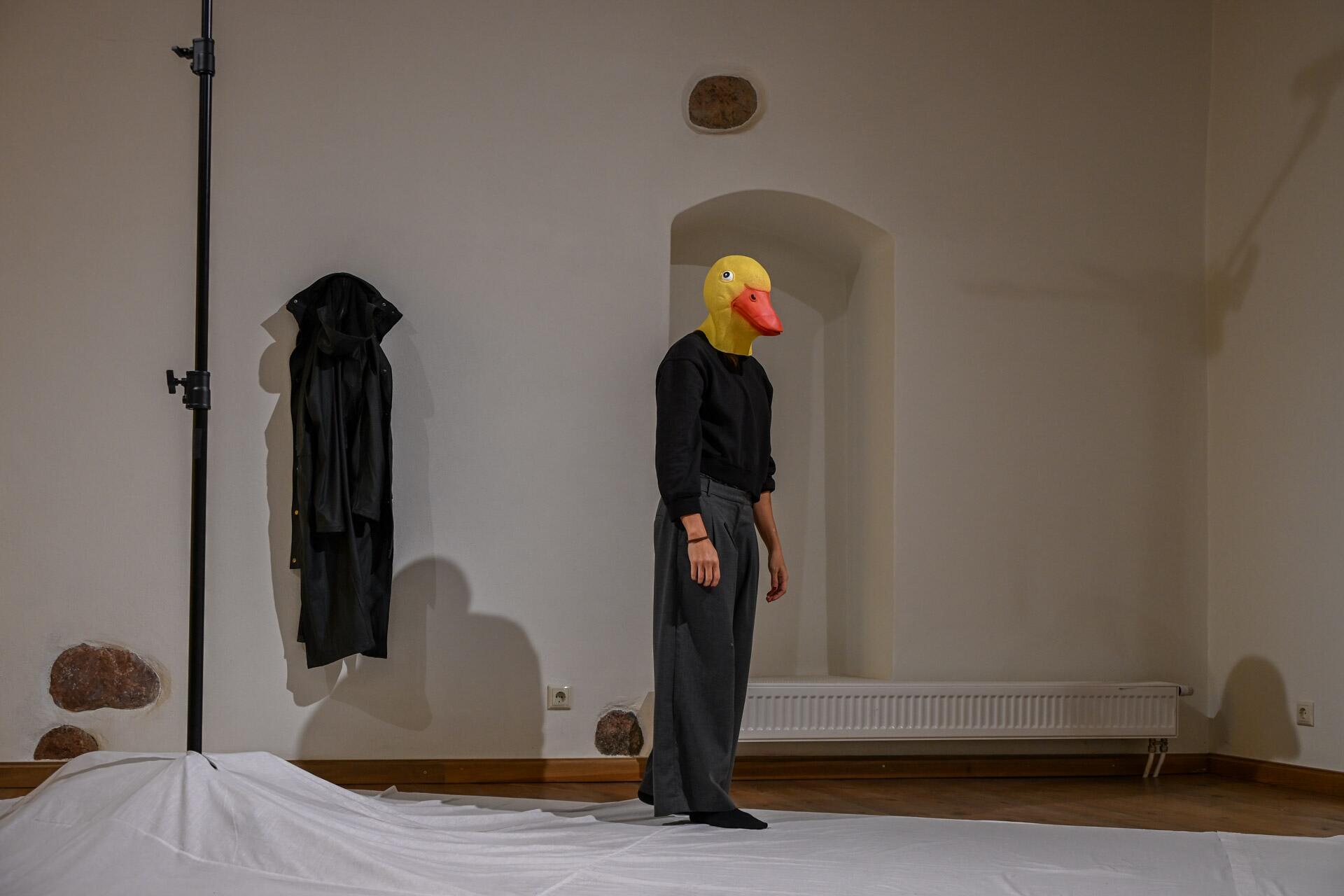 Lucia Bricco. Performanso „Number 1“ akimirka.