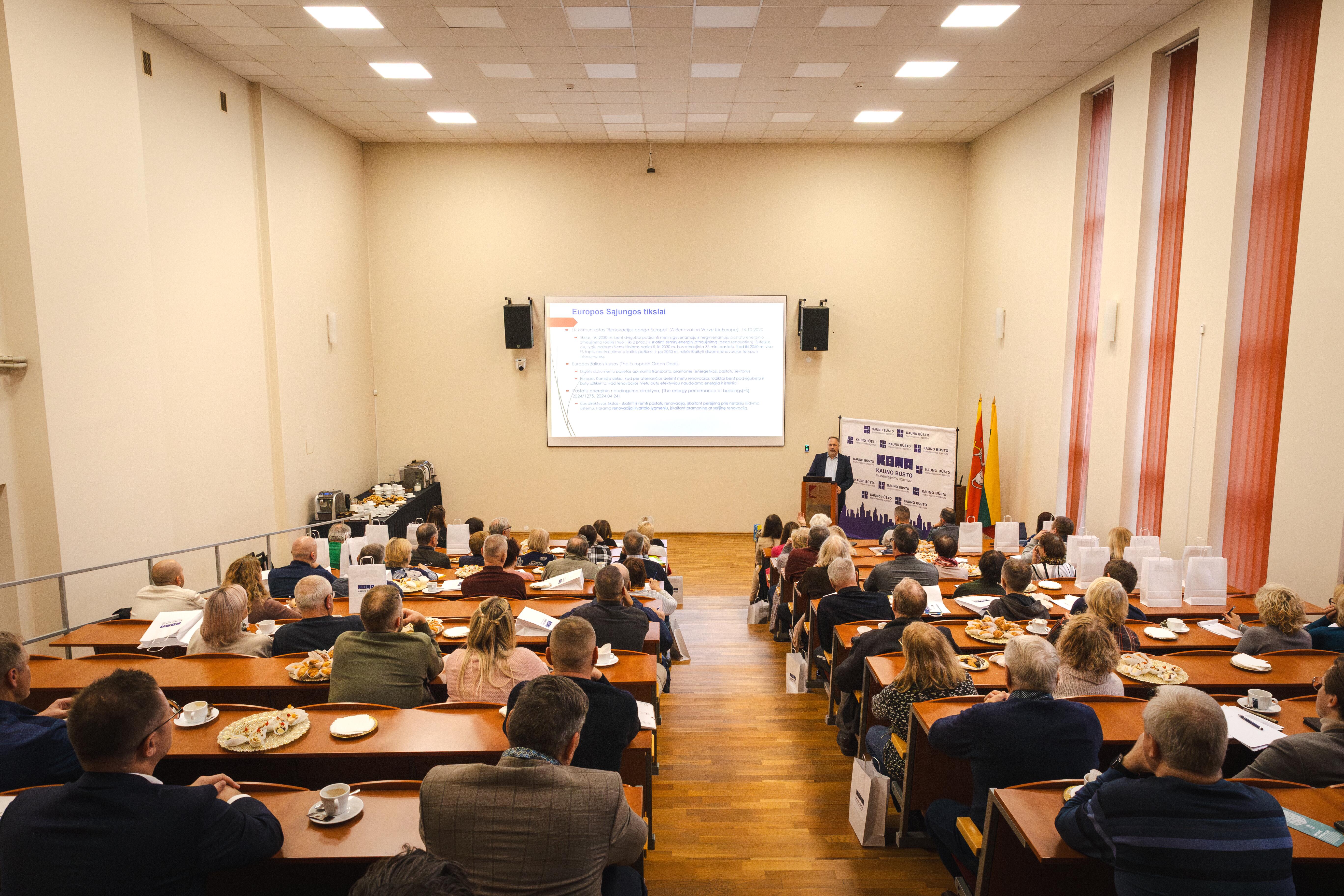 Vertinga: panašių renginių vertė yra akivaizdi – bendruomenių atstovai džiaugiasi gaudami daug naudingos informacijos ir turėdami galimybę pasikonsultuoti su specialistais.