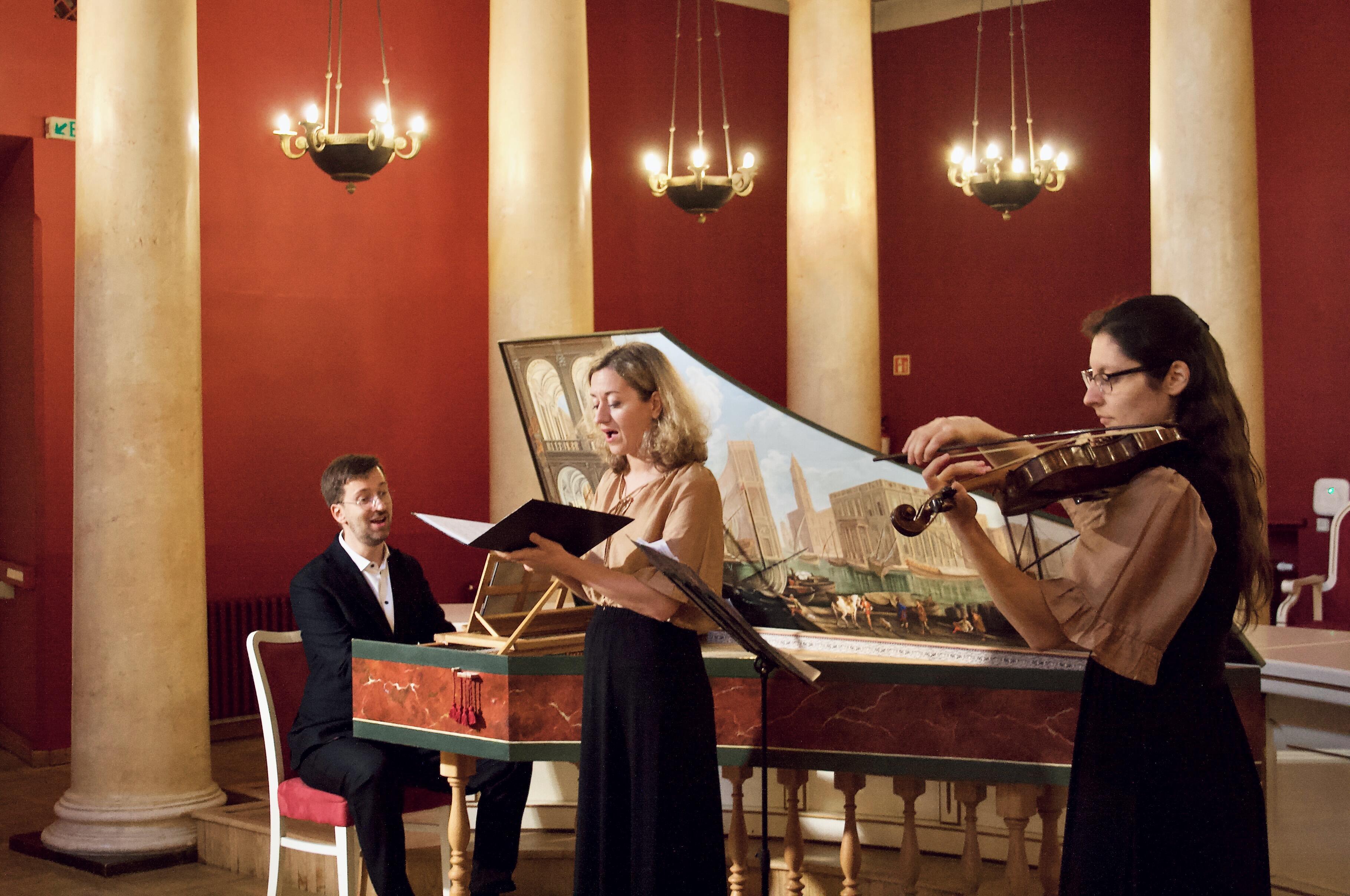 Koncertas VU Didžiojoje auloje, ansamblis „Šviesotamsa“