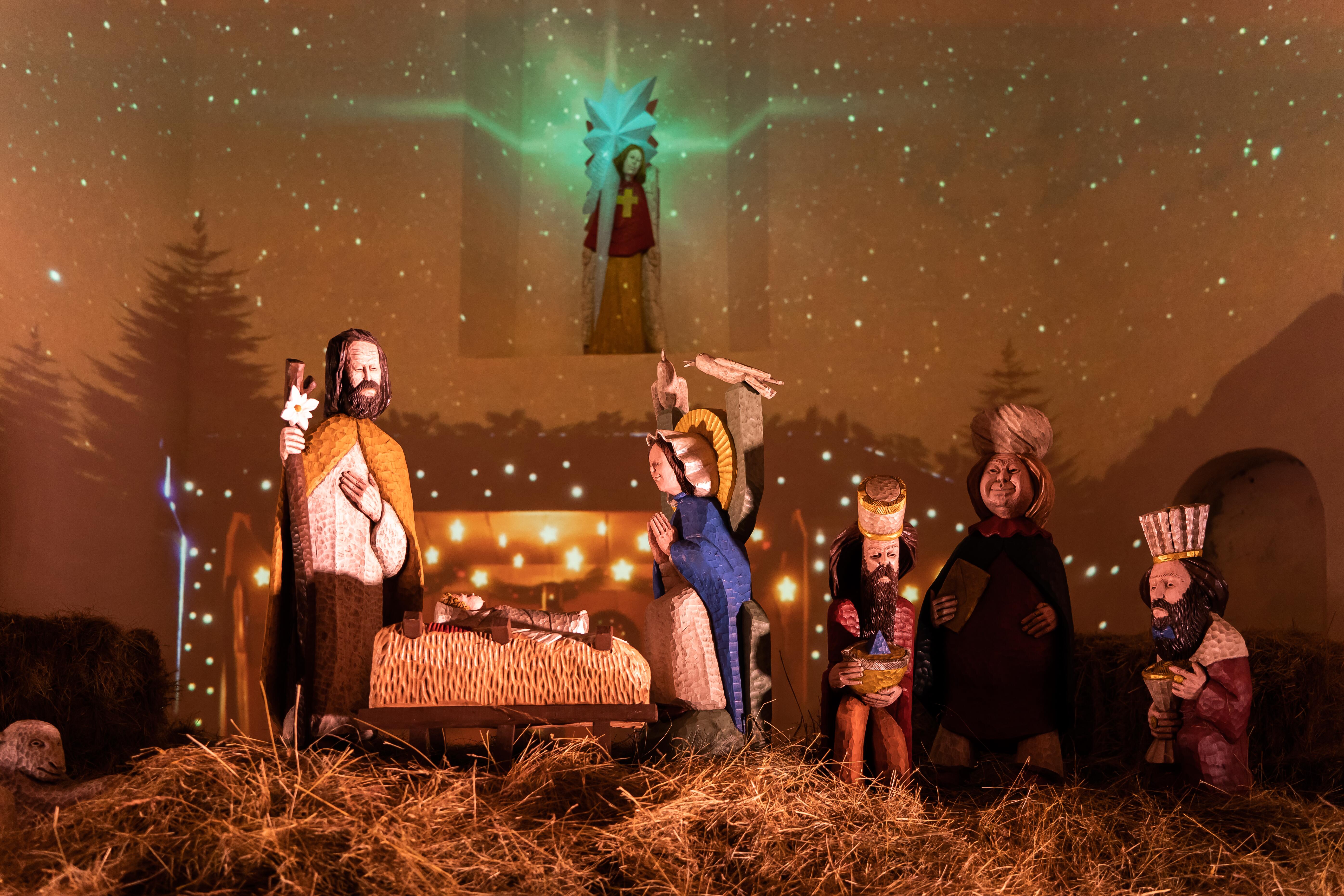 Tradicija: senąją Zapyškio Šv. Jono Krikštytojo bažnyčią šventiniu laikotarpiu papuoš tautodailininko Adolfo Teresiaus prakartėlė.