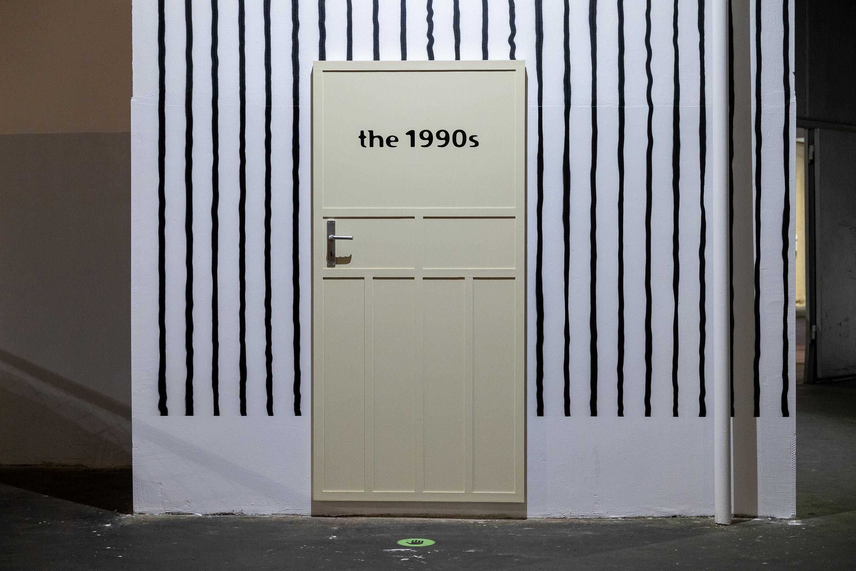 Atradimai: vienas iš Kauno bienalės principų – kryptingai parinktos vietos. Nuotraukoje – „Stumbro“ gamyklos patalpose veikiančios parodos fragmentas.