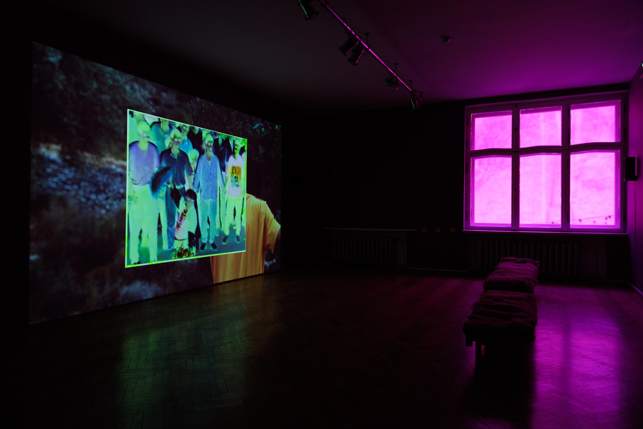 Basel Abbas, Ruanne Abou-Rahme. Kol pavirtome ugnimi, o ugnis – mumis