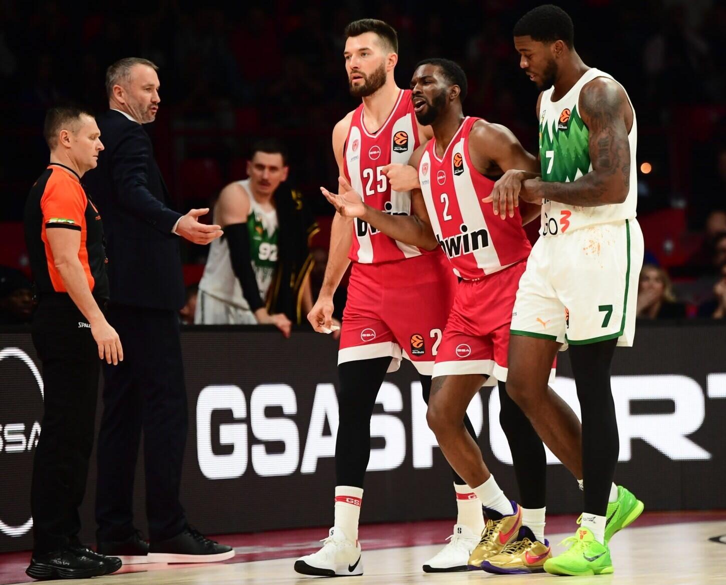 Trauma: buvęs žalgirietis K. Evansas vėl ilgam iškrito iš „Olympiakos“ kovos rikiuotės.