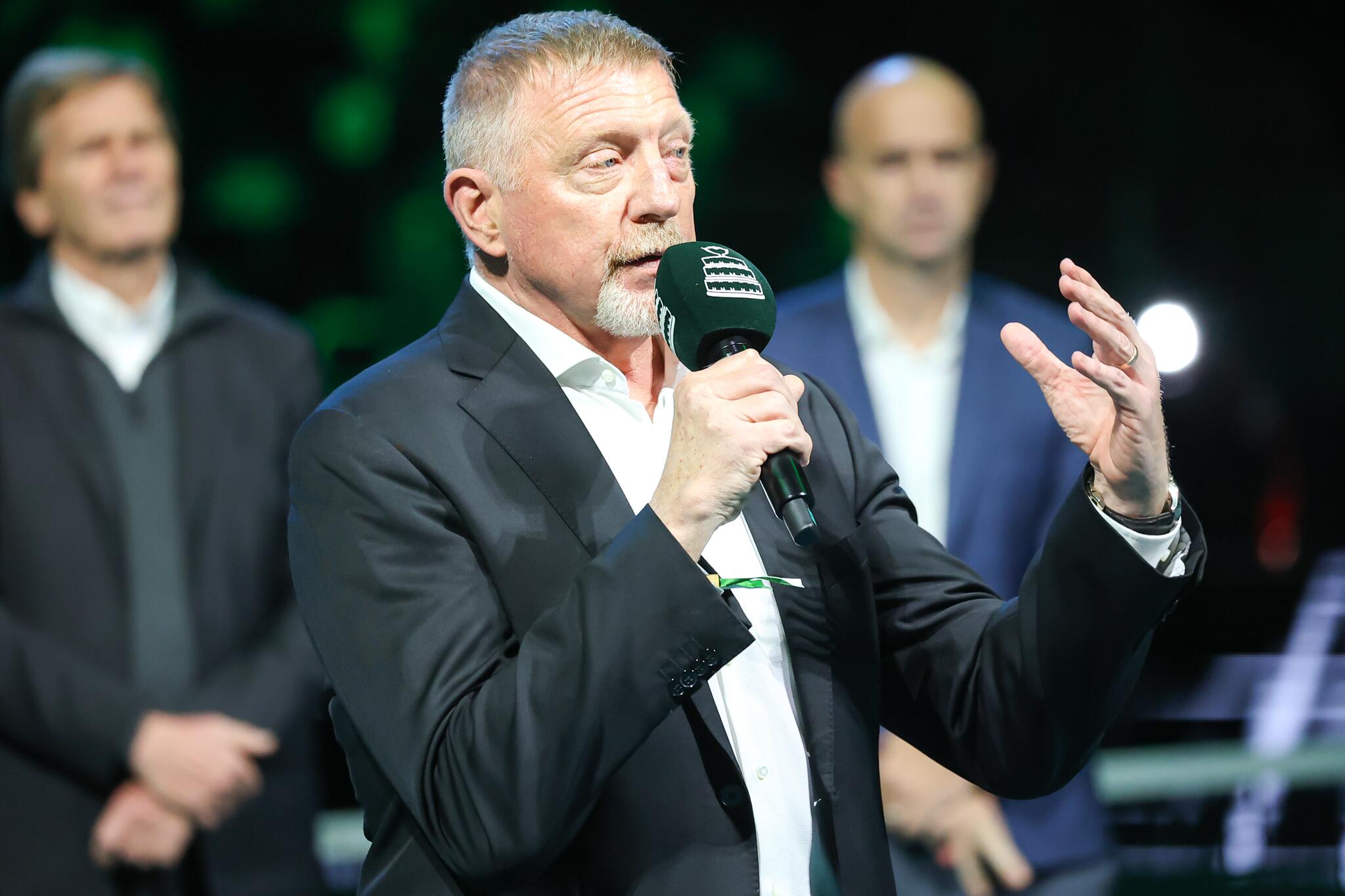 Pagyros: į I. Sargiūno šou sureagvo net legendinis tenisininkas B. Beckeris, lietuvį pavadinęs žvėrimi.