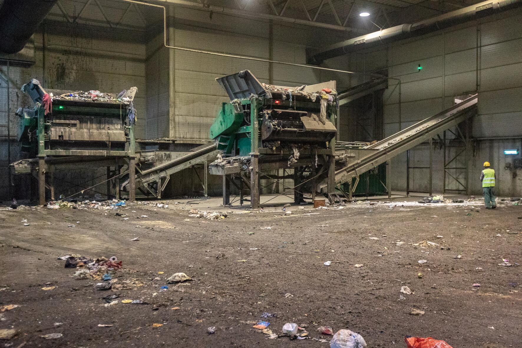 Nesprendžiama: diegiamos naujos technologijos, tačiau jos mažai gelbėja – iš Kauno MBA vis tiek sklinda blogi kvapai.