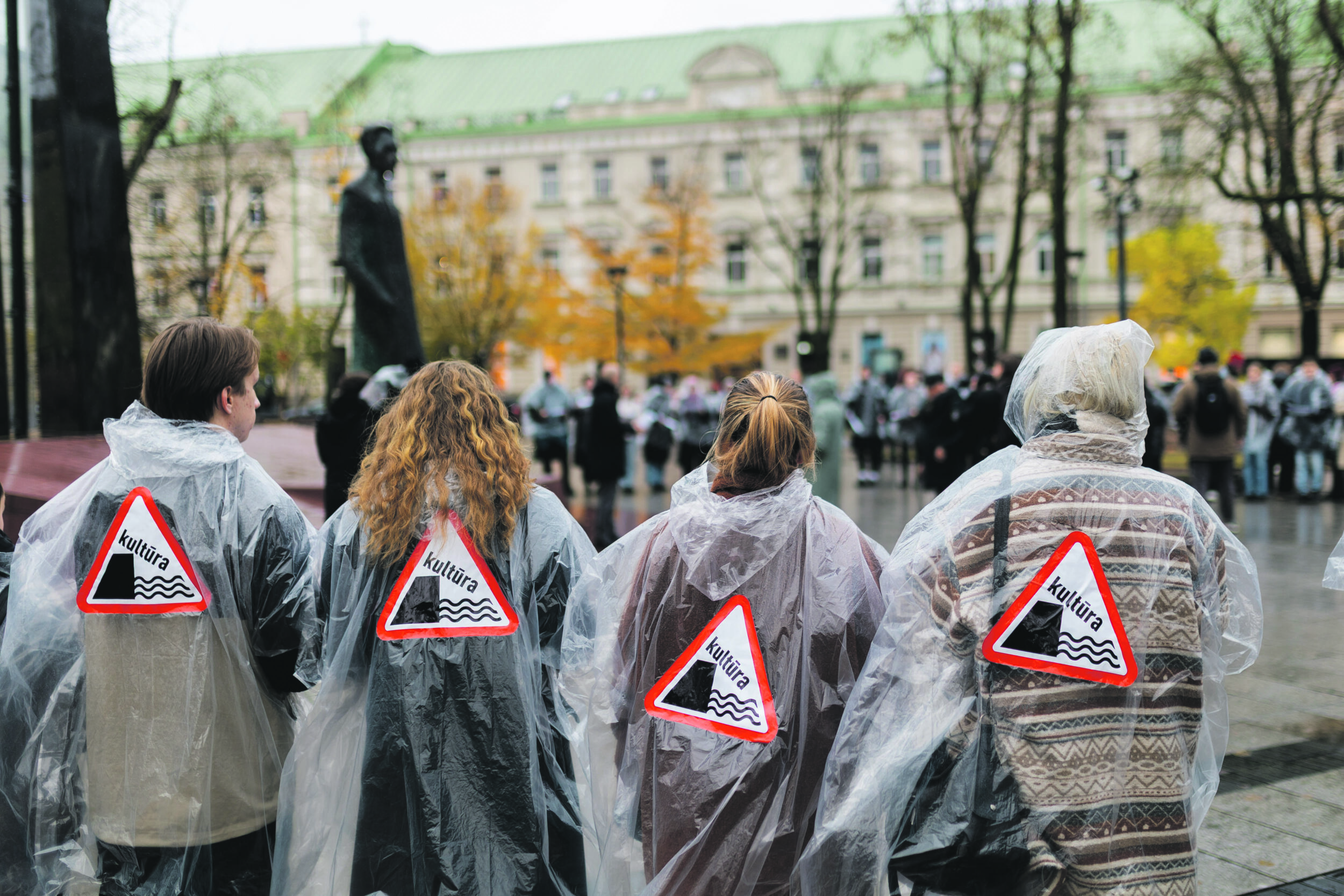 Tąsa: Kultūros asamblėja pareiškė, kad ir paskyrus kultūros ministre socialdemokratę V. Aleknavičienę neatsisakys lapkričio 21 d. planuojamo protesto ir tęs savo veiklą.