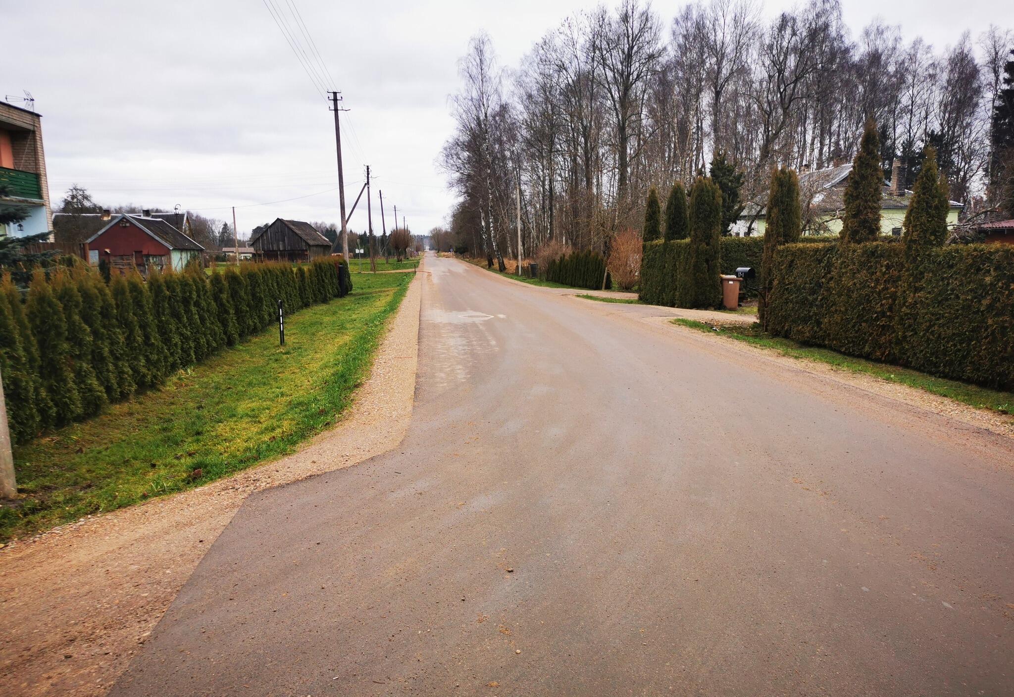 Išasfaltuotas Kūlupėnų kaimo Lino gatvės ruožas.