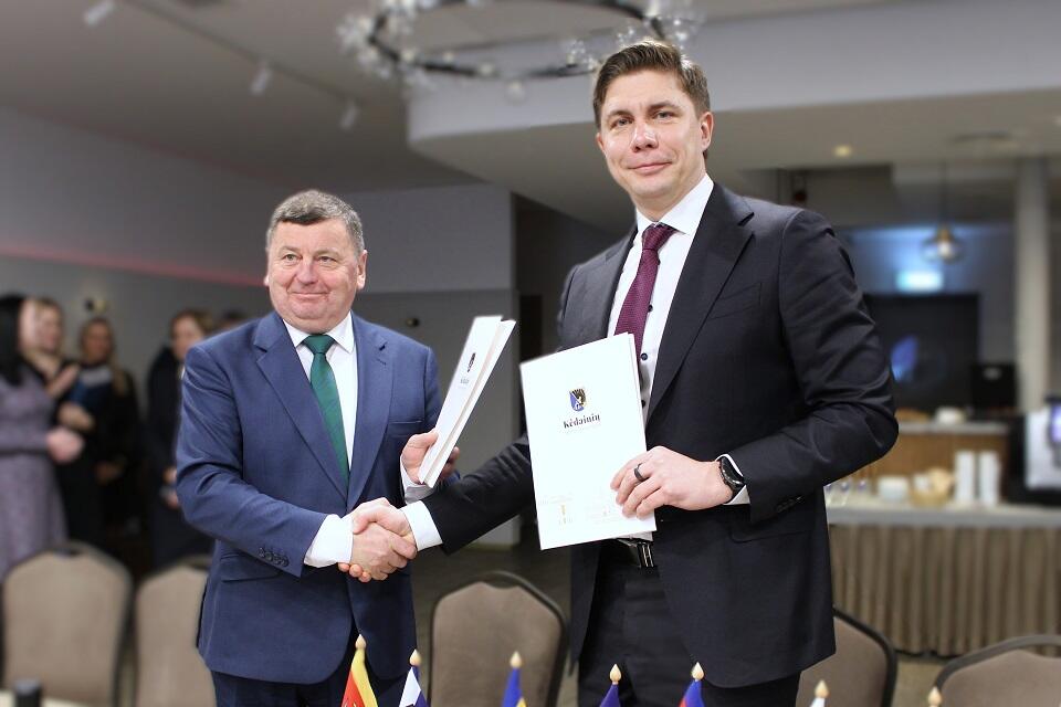 Jungtinės veiklos (partnerystės) sutarties dėl neformalaus švietimo programos vykdymo Kėdainių ir Jonavos rajonų savivaldybėse pasirašymas