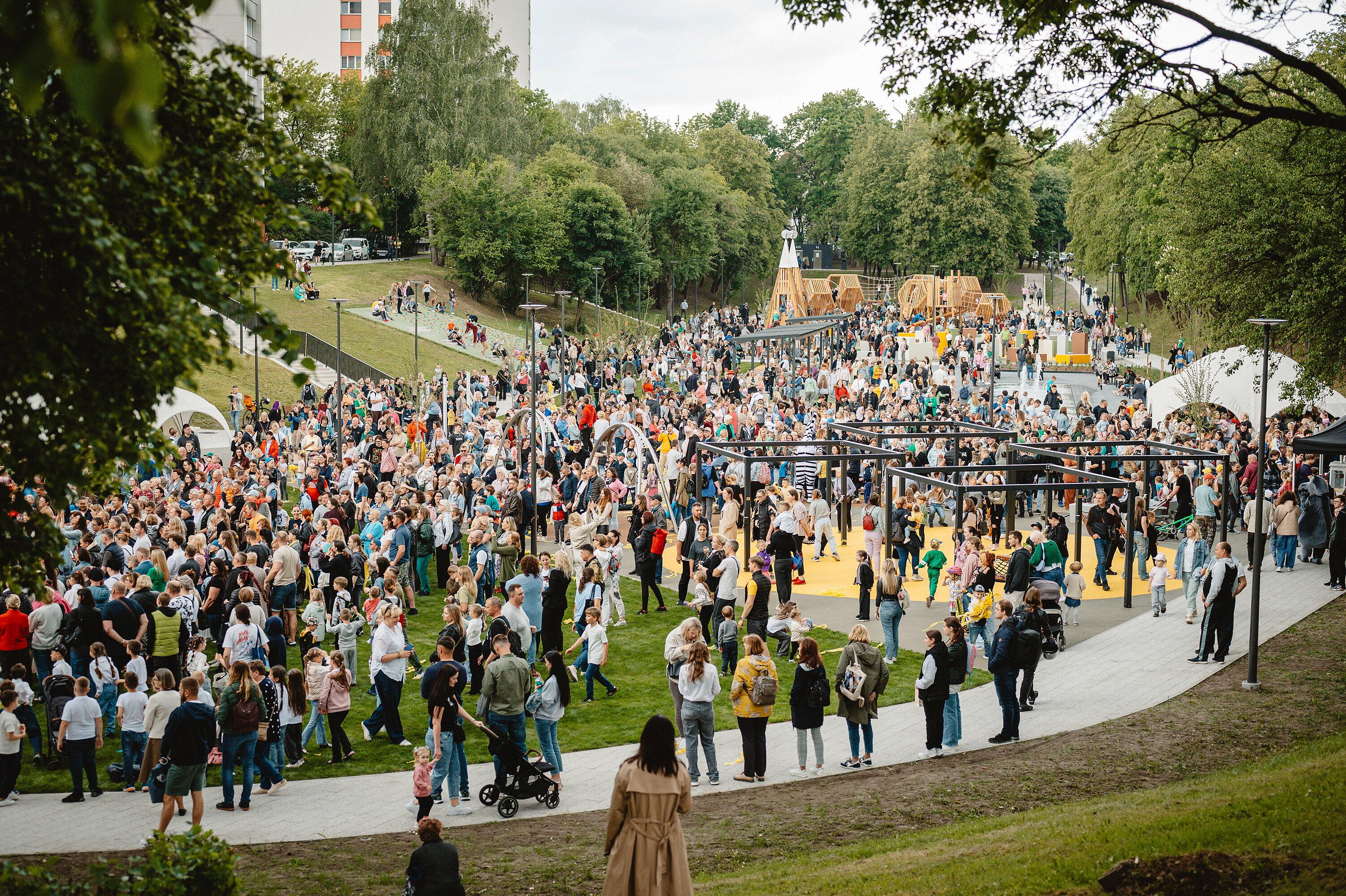 Kovo 11-osios parko atidarymo šventė