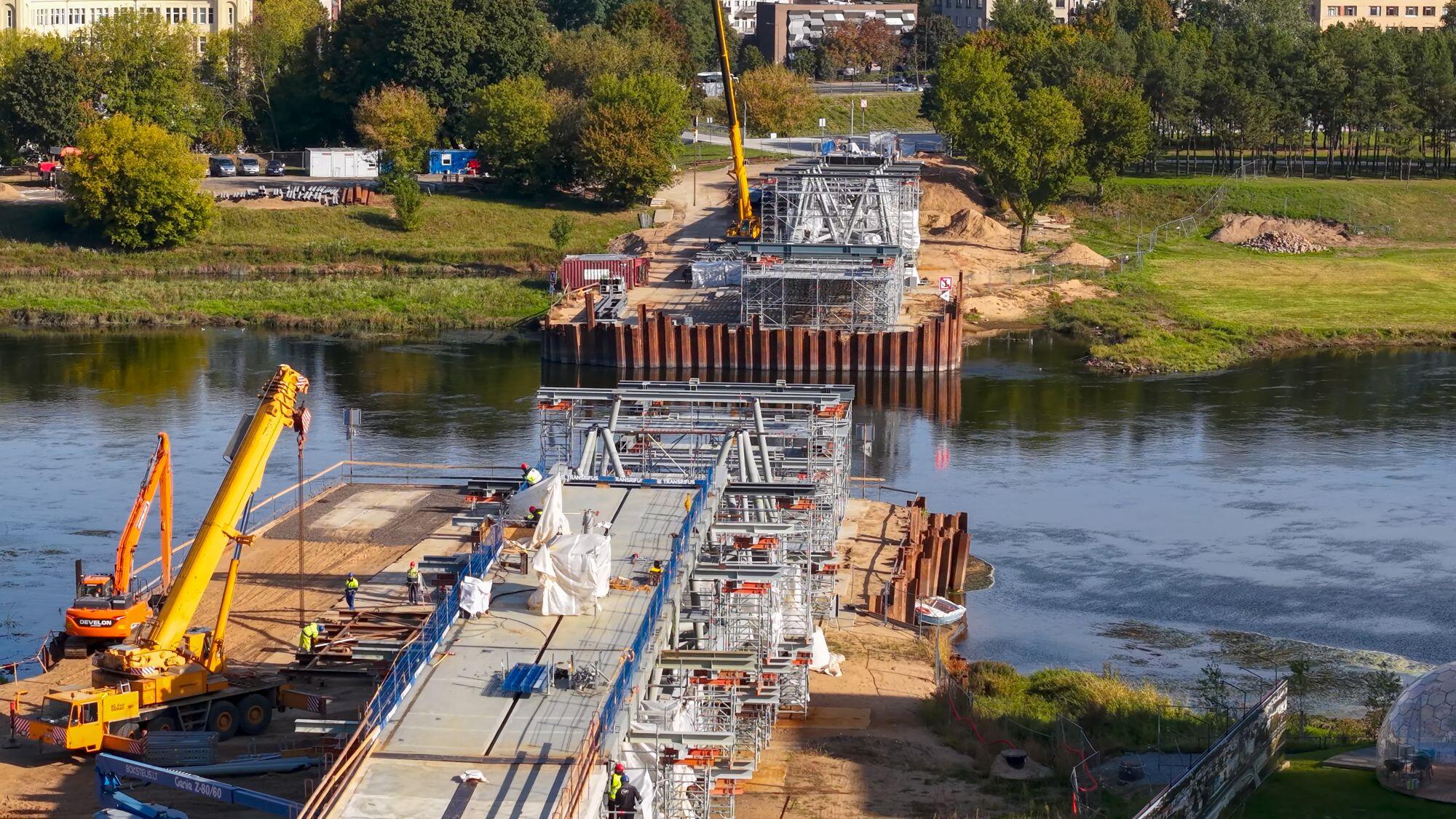 Pėsčiųjų tilto per Nemuną statybos