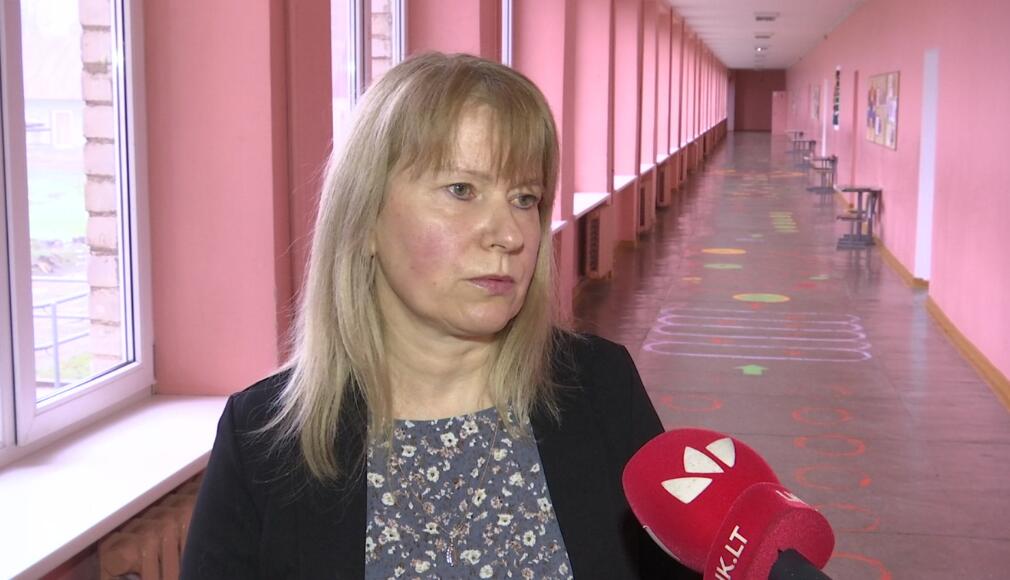 Vabalninko Balio Sruogos gimnazijos direktorė Deimantė Žalinkevičienė.