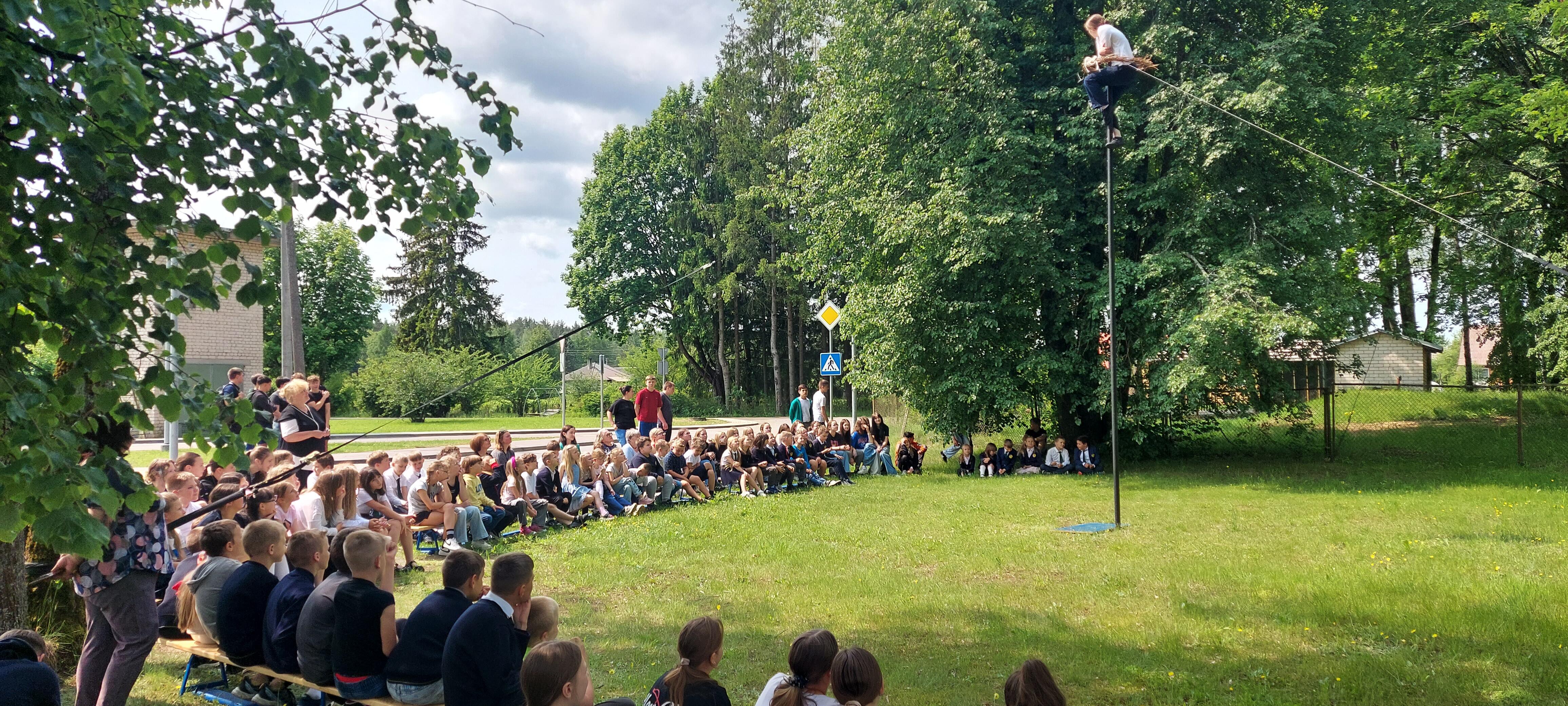 Trupė „Kanta“. Cirko spektaklis „Gandras“, Valkininkai