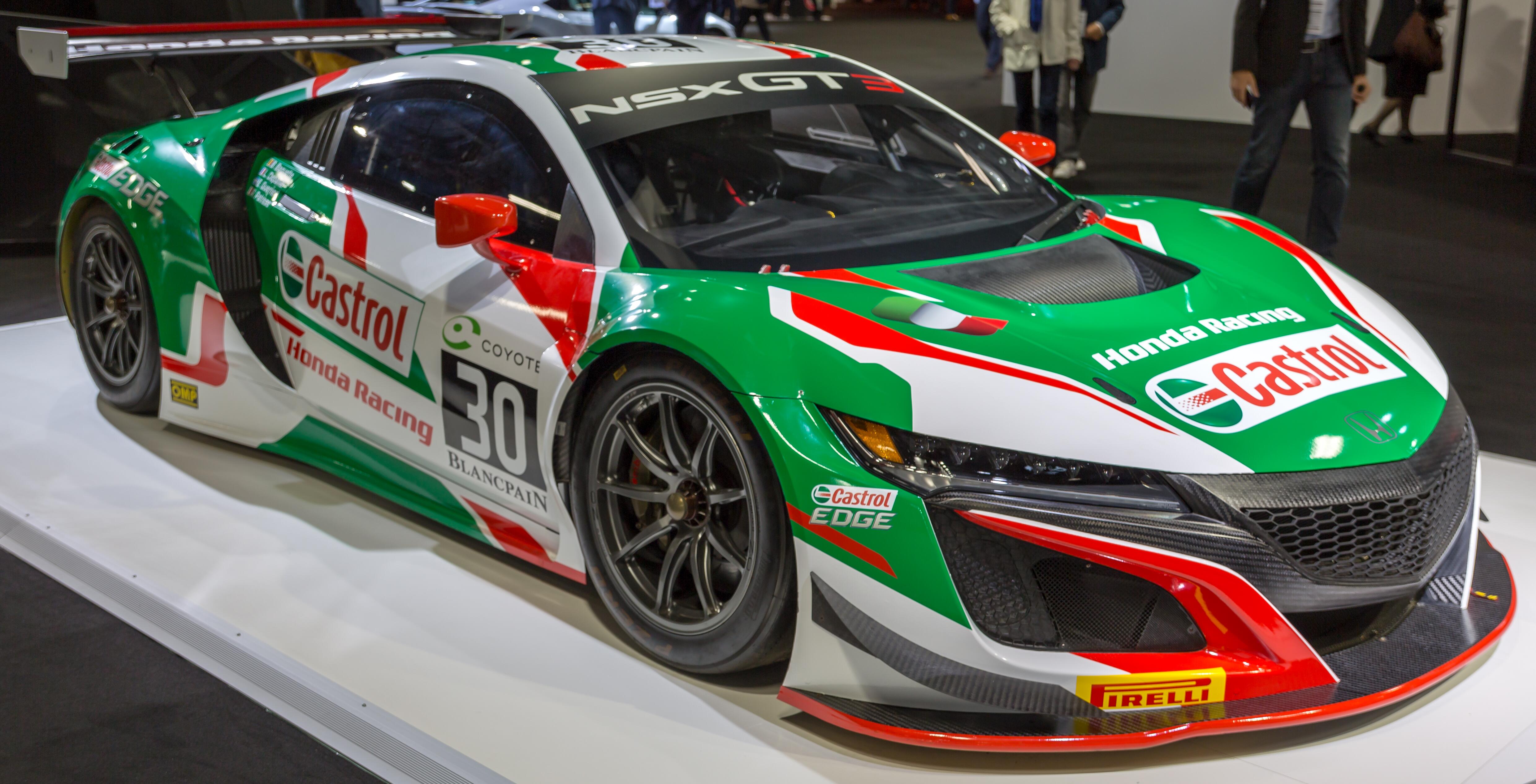 Kolekcija: antras pagal turtingumą pasaulio žmogus L. Ellisonas yra prisiekęs „Acura NSX“ gerbėjas