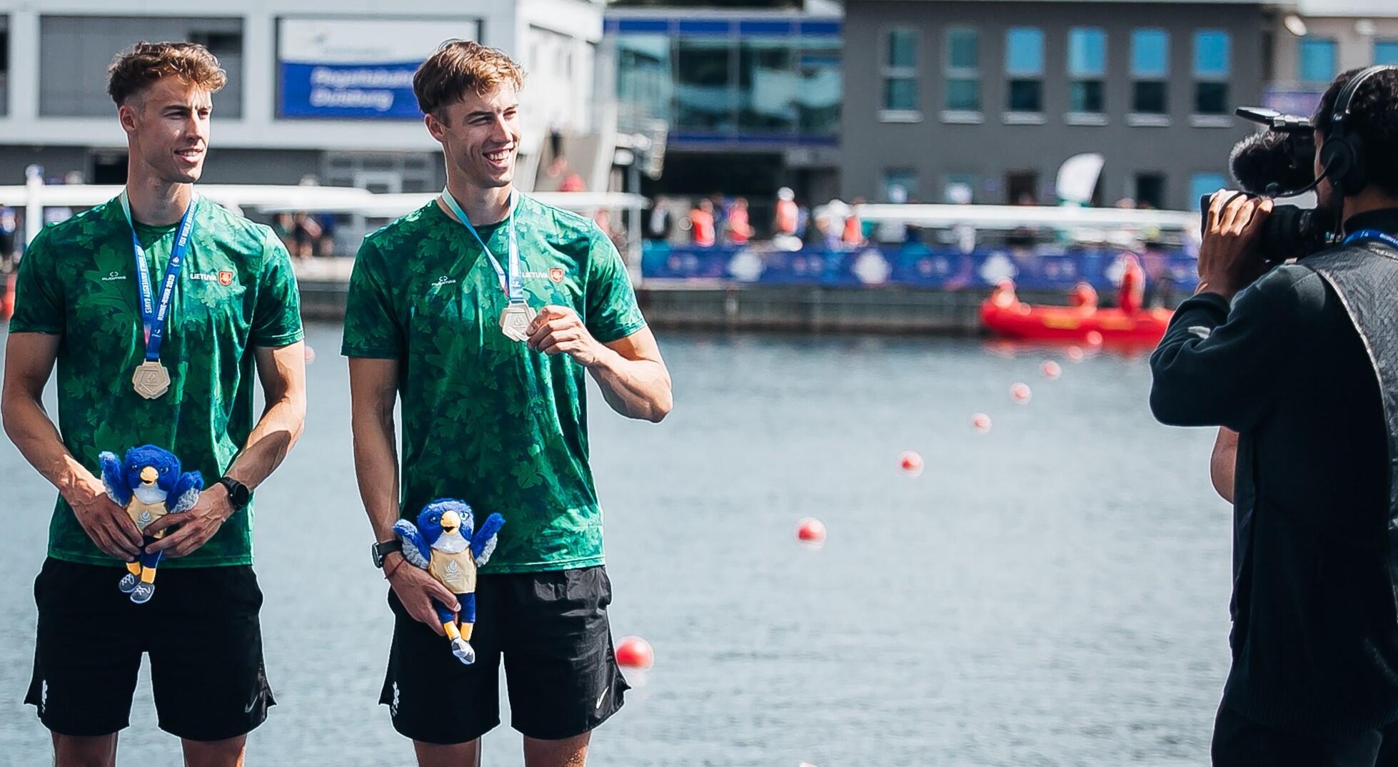 Broliai: Dovydas ir Domantas Stankūnai – Lietuvos studentų Metų sportininkai.