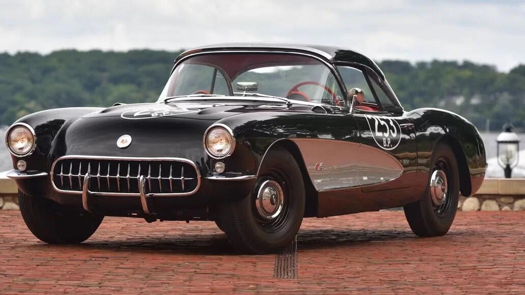 Retenybė: pasaulyje yra išlikę vos 22 „Chevrolet Corvette Big Brake Airbox“ automobiliai.