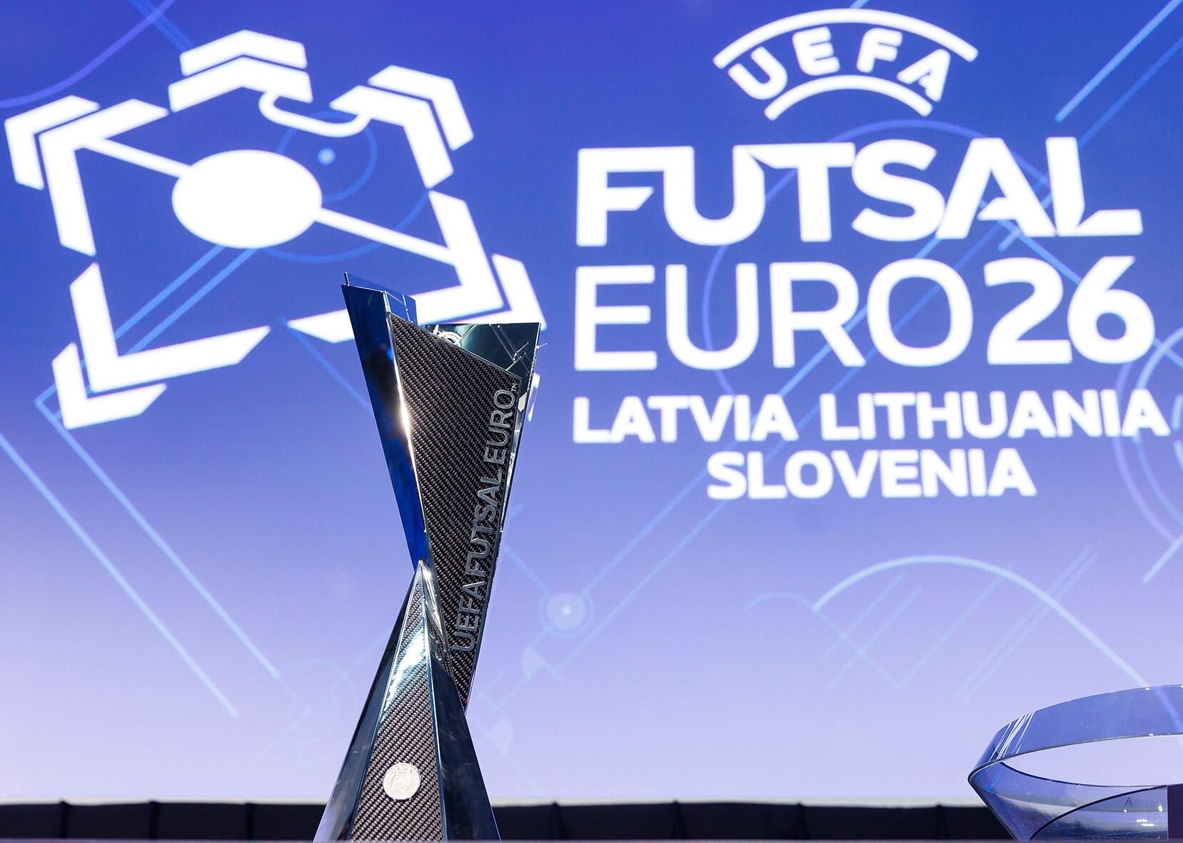 Varžovai: Europos salės futbolo čempionų trofėjaus sieks 16 komandų.