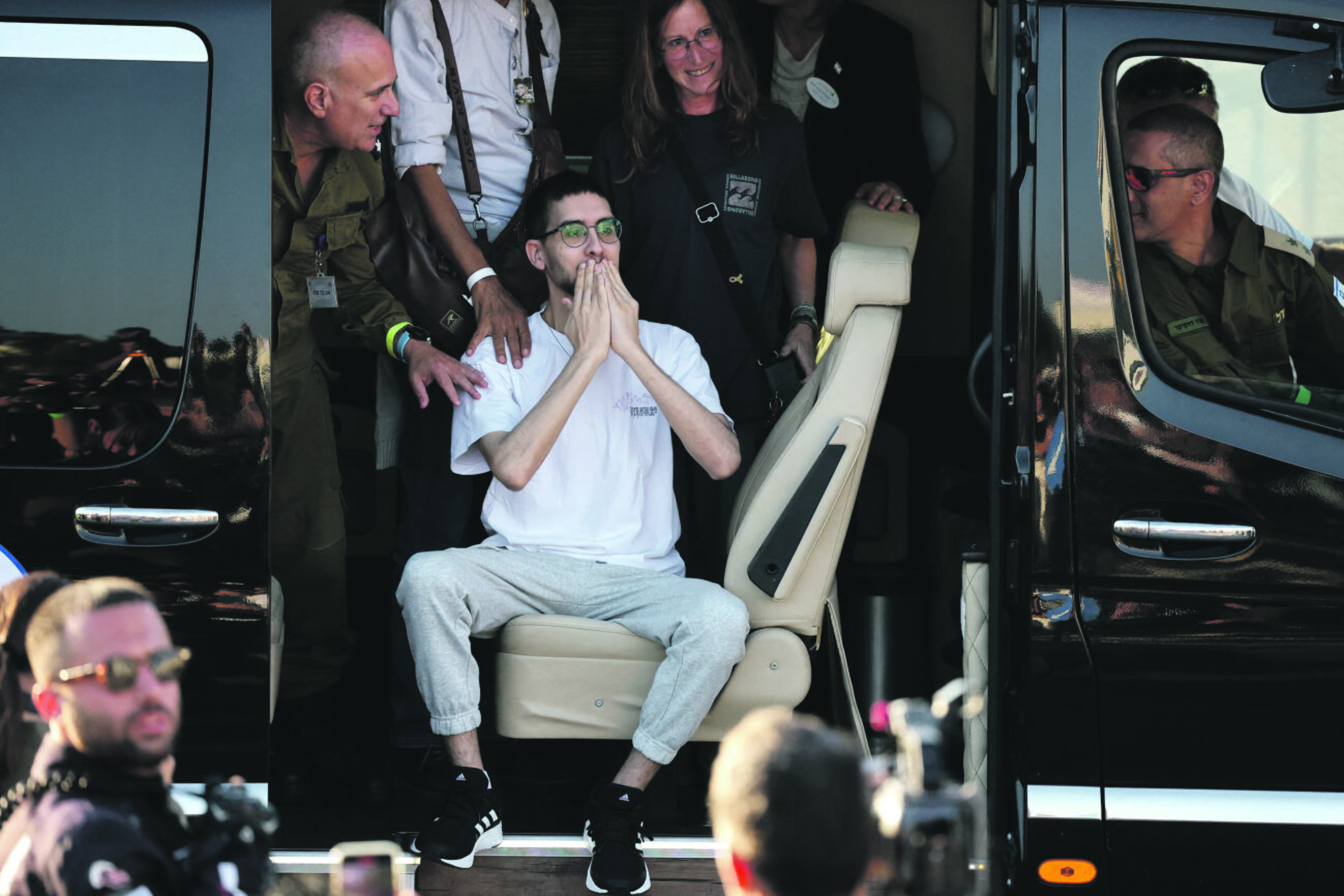 Laisvė: spalio 13 d. „Hamas“ perdavė Izraeliui paskutinius 20 gyvų įkaitų, nuo 2023 m. spalio 7-osios laikytų Gazos ruože, ir dalies žuvusiųjų kūnus. 