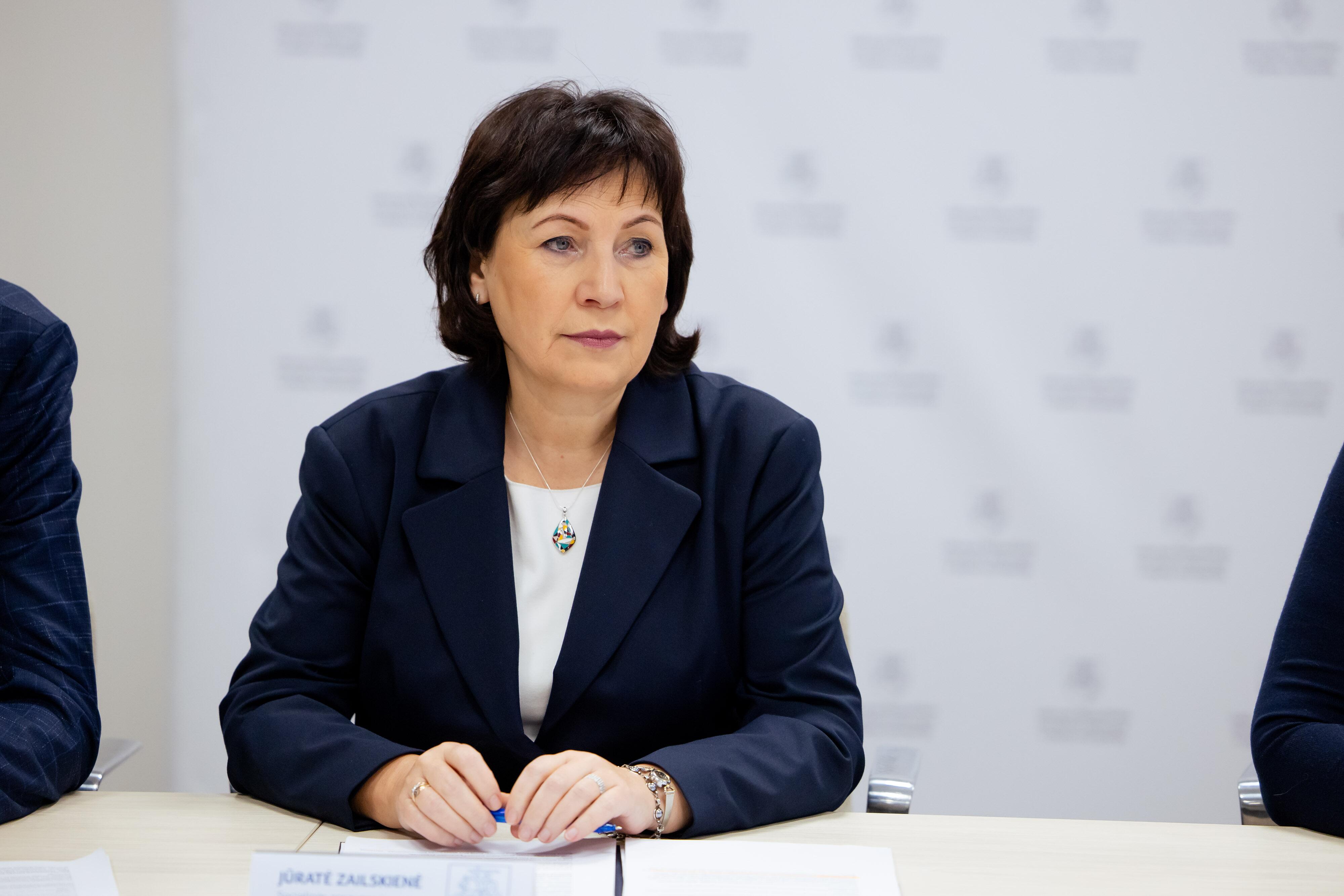 Socialinės apsaugos ir darbo ministrė Jūratė Zailskienė.