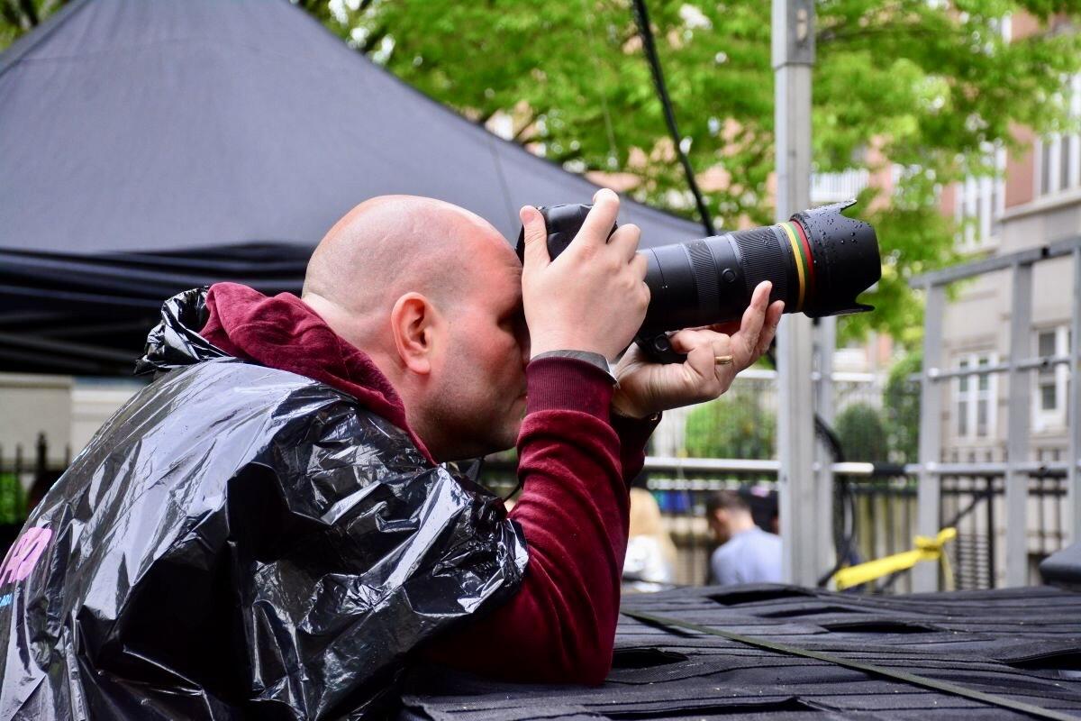 Priemonės: eidamas medžioti gerų kadrų, Andrius pasiima skaitmeninį fotoaparatą. Juostinis fotoaparatas asocijuojasi su ilgais pasivaikščiojimais – tai fotografavimas, skirtas savo malonumui.