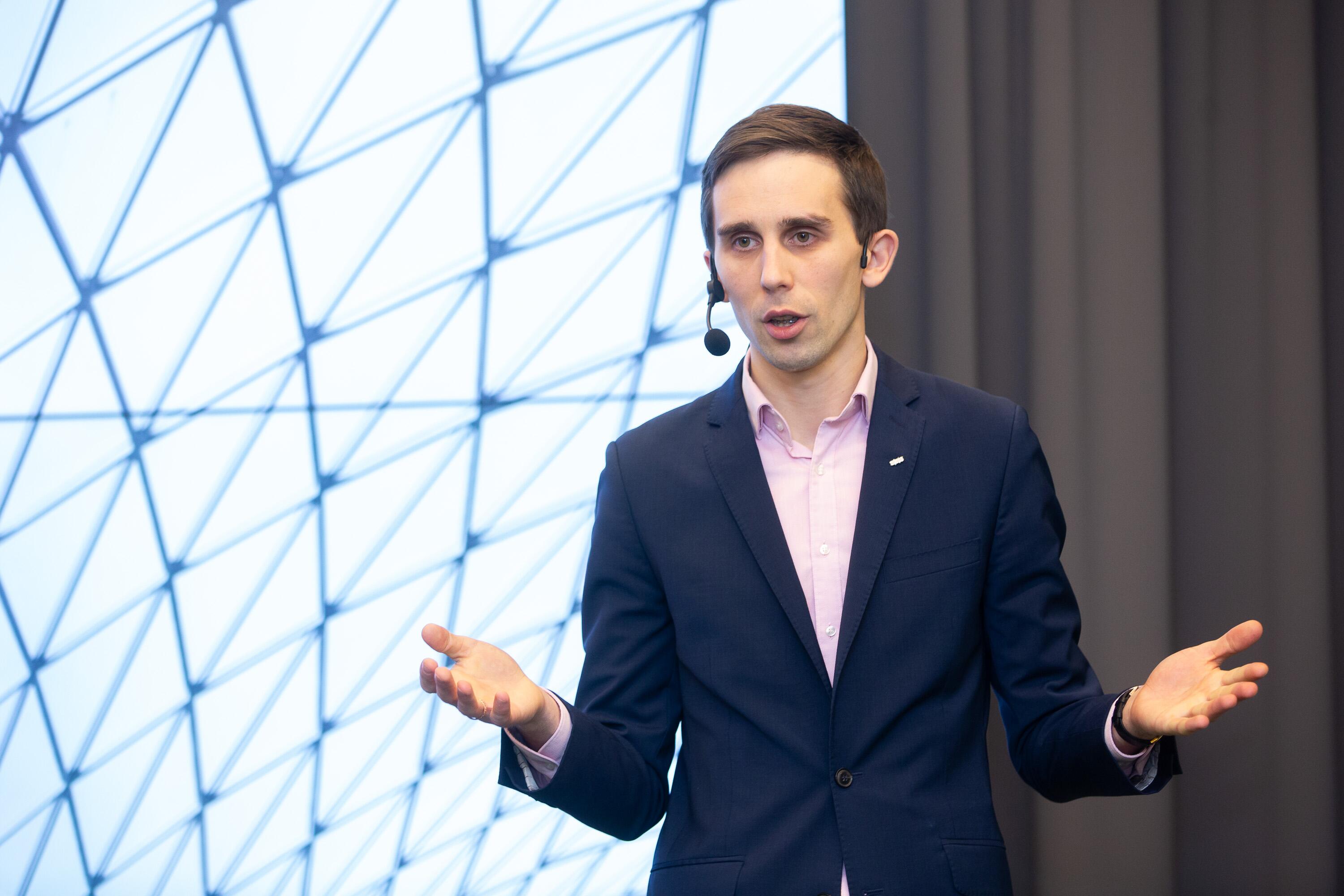 Vėliau: SEB ekonomisto T. Povilausko nuomone, spręsti apie Maisto tarybos veiklos vertę dar būtų anksti.