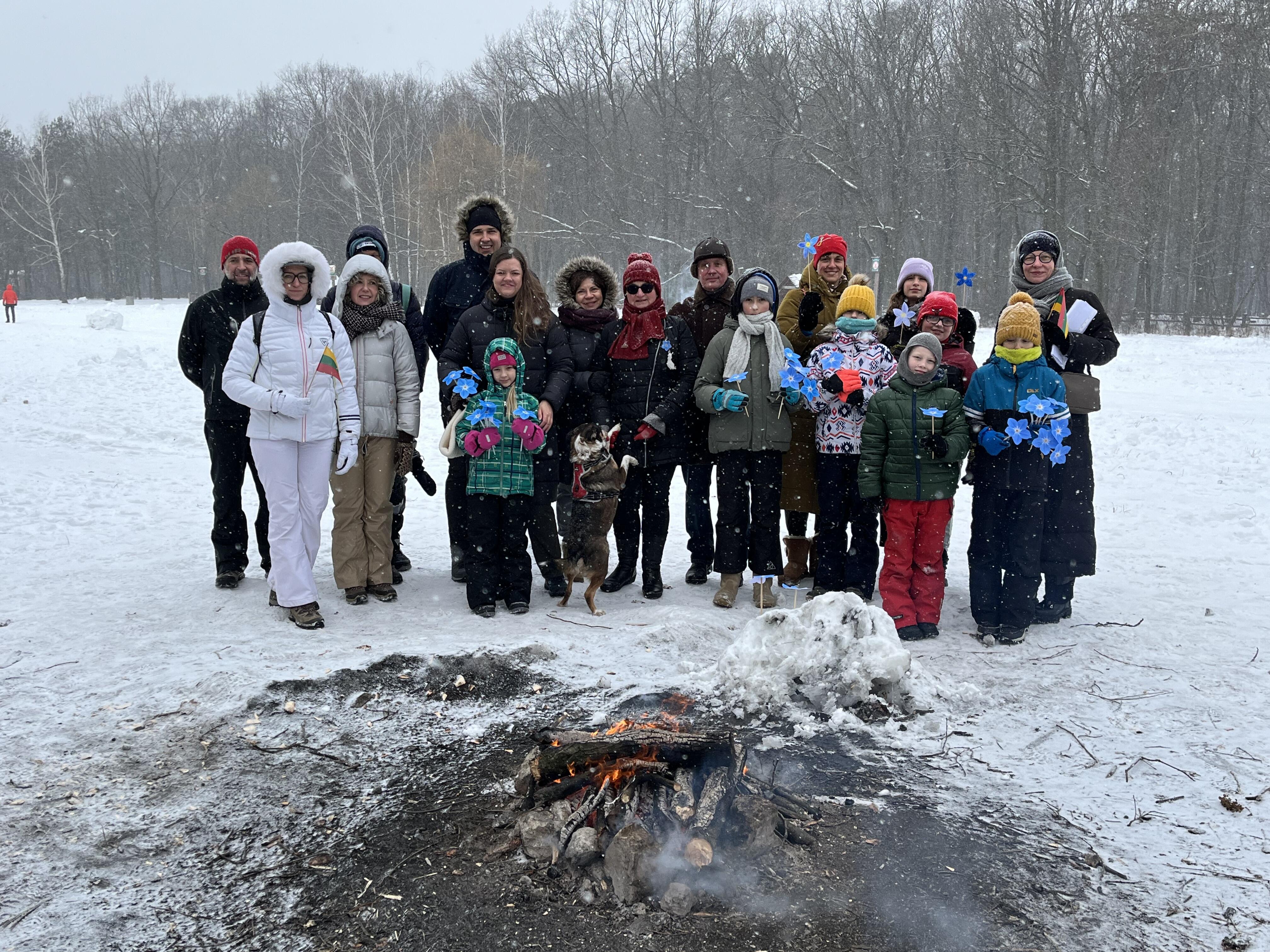 Garbė: Lietuviškos mokyklėlės renginiuose dažnai sulaukiama svečių. Drauge su mokyklos bendruomene sausio 13-ąją paminėjo Lietuvos ambasadorius Lenkijoje Valdemaras Sarapinas ir žmona Vytė. 