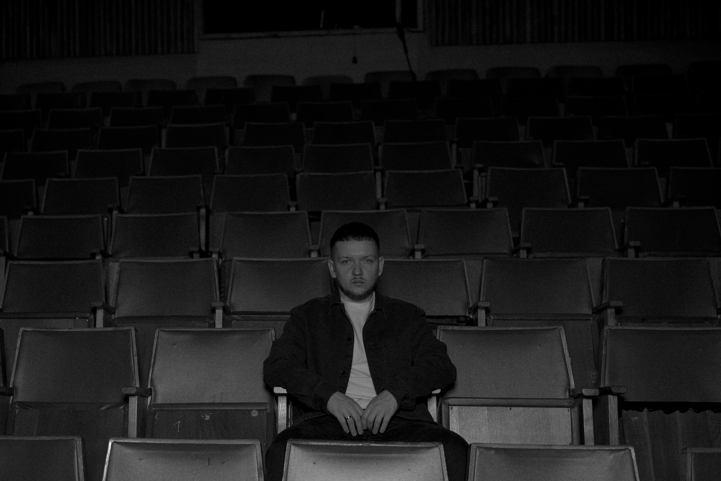 Regimantas Šimas, žinomas reperio pseudonimu Element.