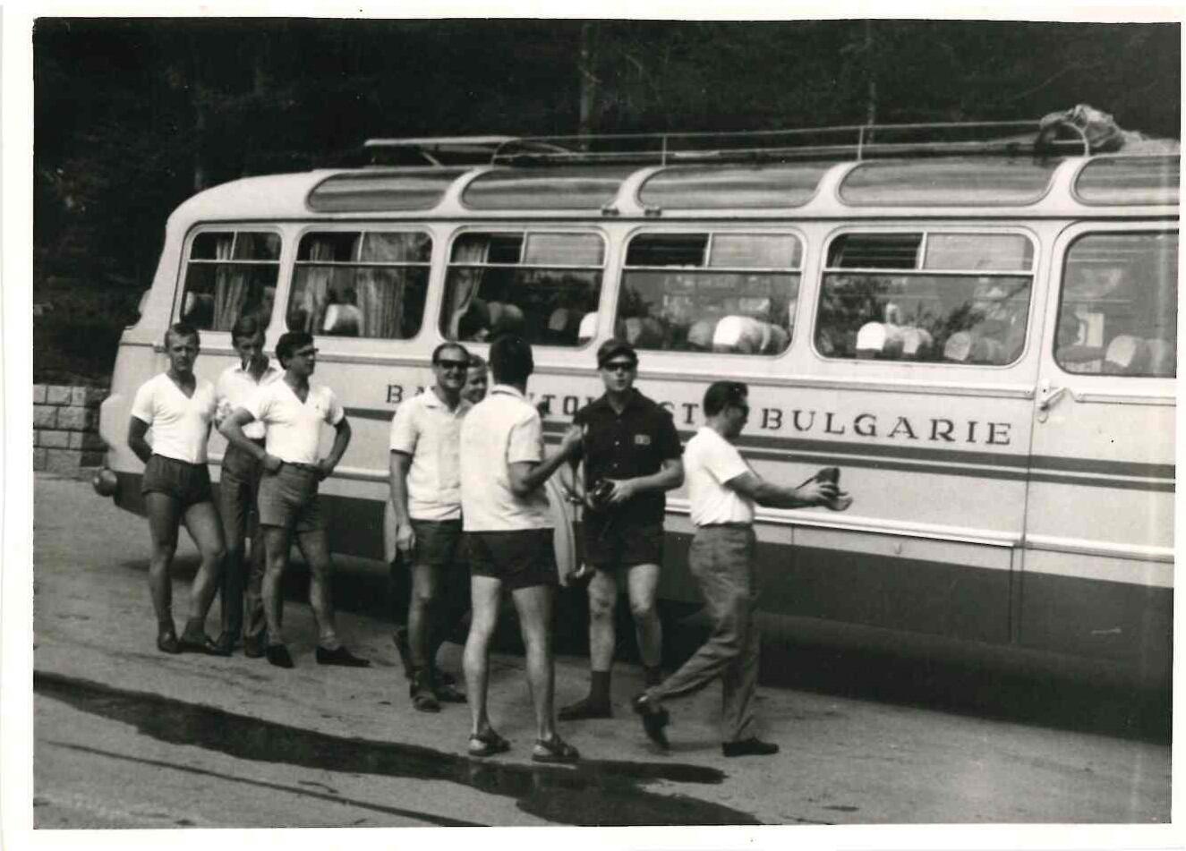 Kelionė: estradinis orkestras „Oktava“ gastrolėse. Bulgarija, 1966 m.