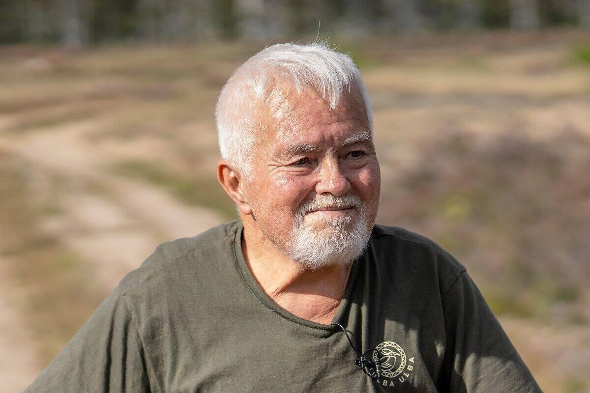 Svarbu: gamtos mokslų daktaro M. Lapelės teigimnu,  jeigu karinių poligonų ateityje nereikės, juos bus galima paversti saugomomis gamtos teritorijomis.