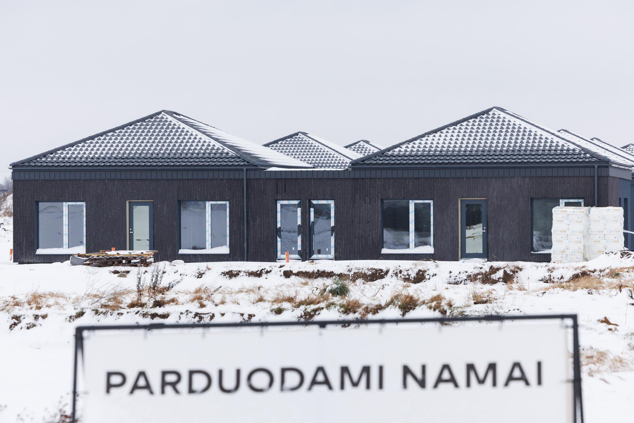 Tempas: pastatyti namai pakaunėje greitai sulaukia savininkų.