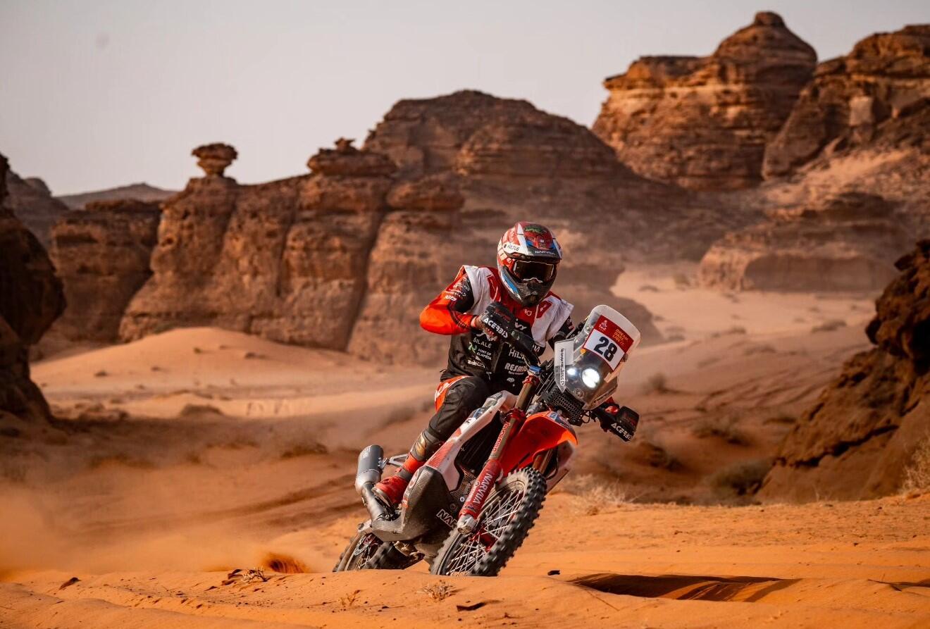 Ištvermė: N. Jucius, net kamuojamas neaiškaus viruso, tarp visų motociklininkų iš 17-os vietos pakilo į 14-ąją.