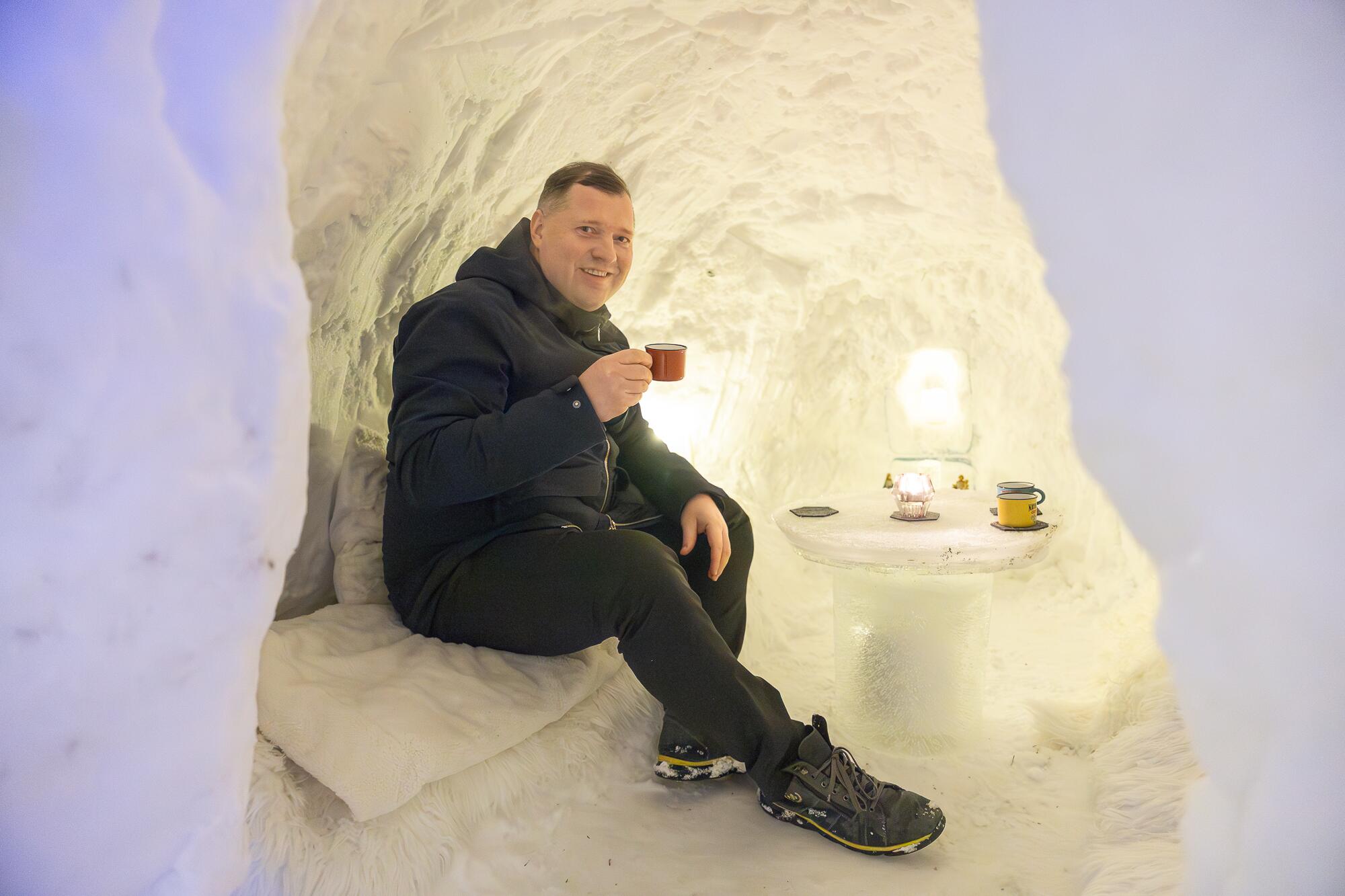 Dėmesys: V. Lasys užsiminė, kad su juo susisiekė atstovai iš „Lietuvos išskirtinių pasiekimų tarnybos“ ir pranešė norintys šiųmetę bažnyčią įtraukti į sąrašą kaip didžiausią kulto pastatą iš sniego.