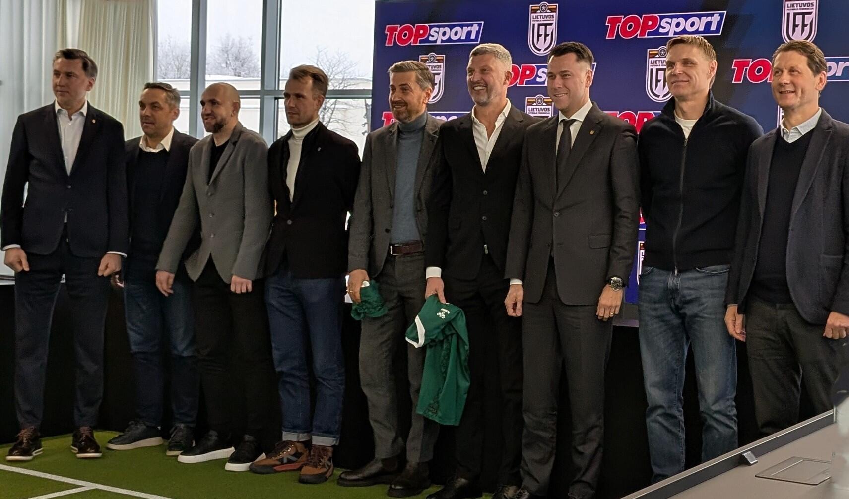 Lūkesčiai: LFF vadovai, rinktinių treneriai ir rėmėjai tikisi, kad šie metai bus sėkmingi.