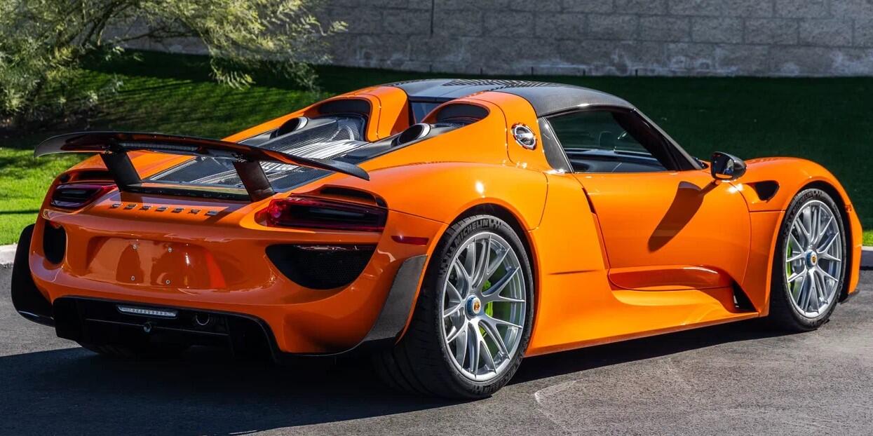 Būklė: oranžinės spalvos „Porsche 918 Spyder“ nuriedėjęs beveik 1 400 km.